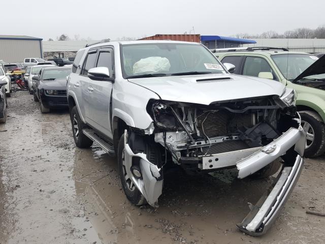 TOYOTA 4RUNNER SR 2019 jtebu5jr8k5635654