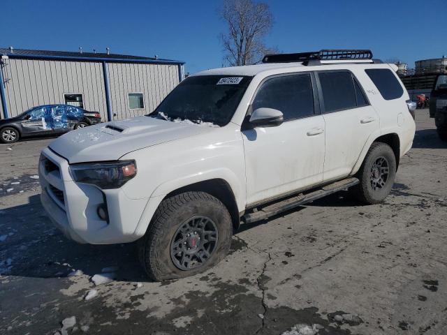 TOYOTA 4RUNNER SR 2018 jtebu5jr9j5484273