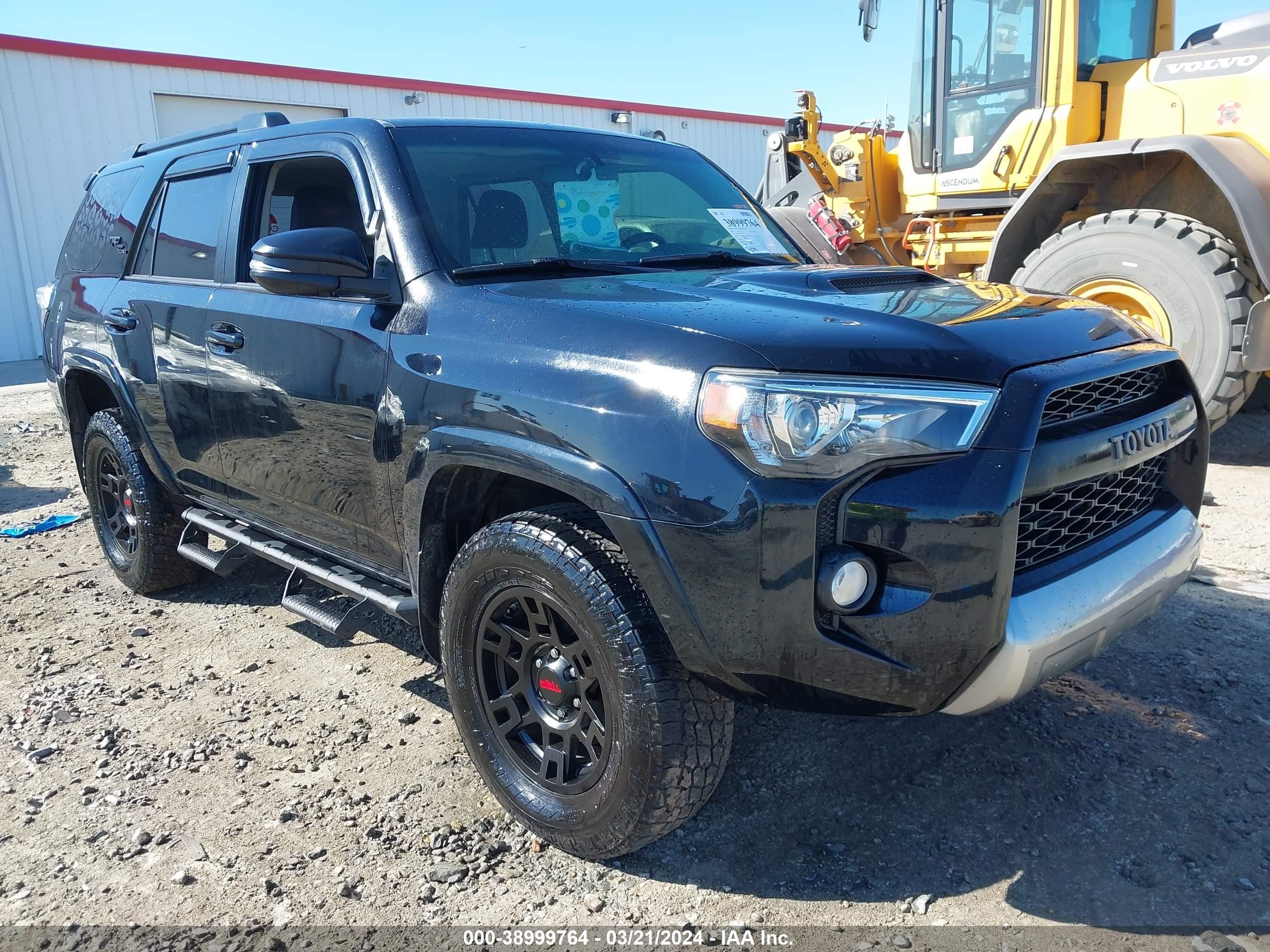 TOYOTA 4RUNNER 2019 jtebu5jr9k5669425