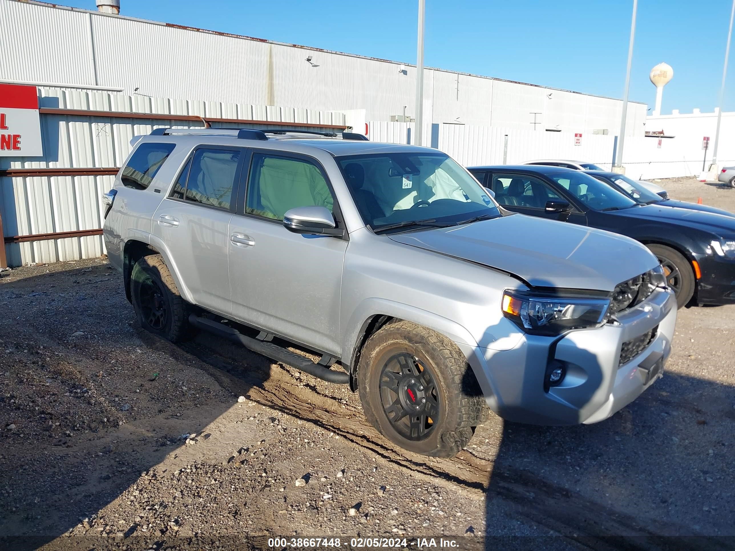 TOYOTA 4RUNNER 2023 jtefu5jr8p5286875