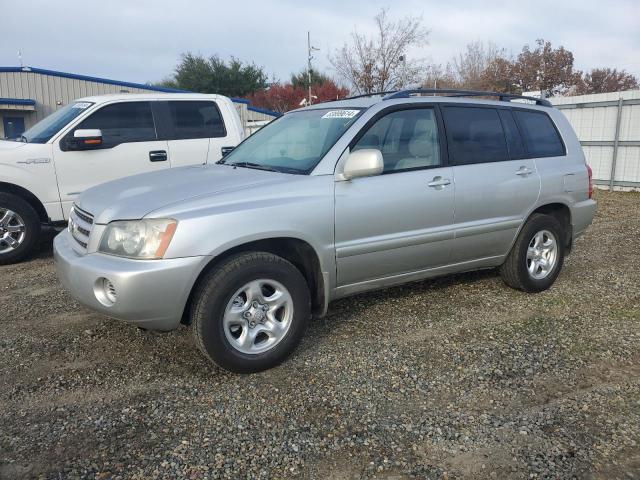 TOYOTA HIGHLANDER 2002 jtegd21a020026540