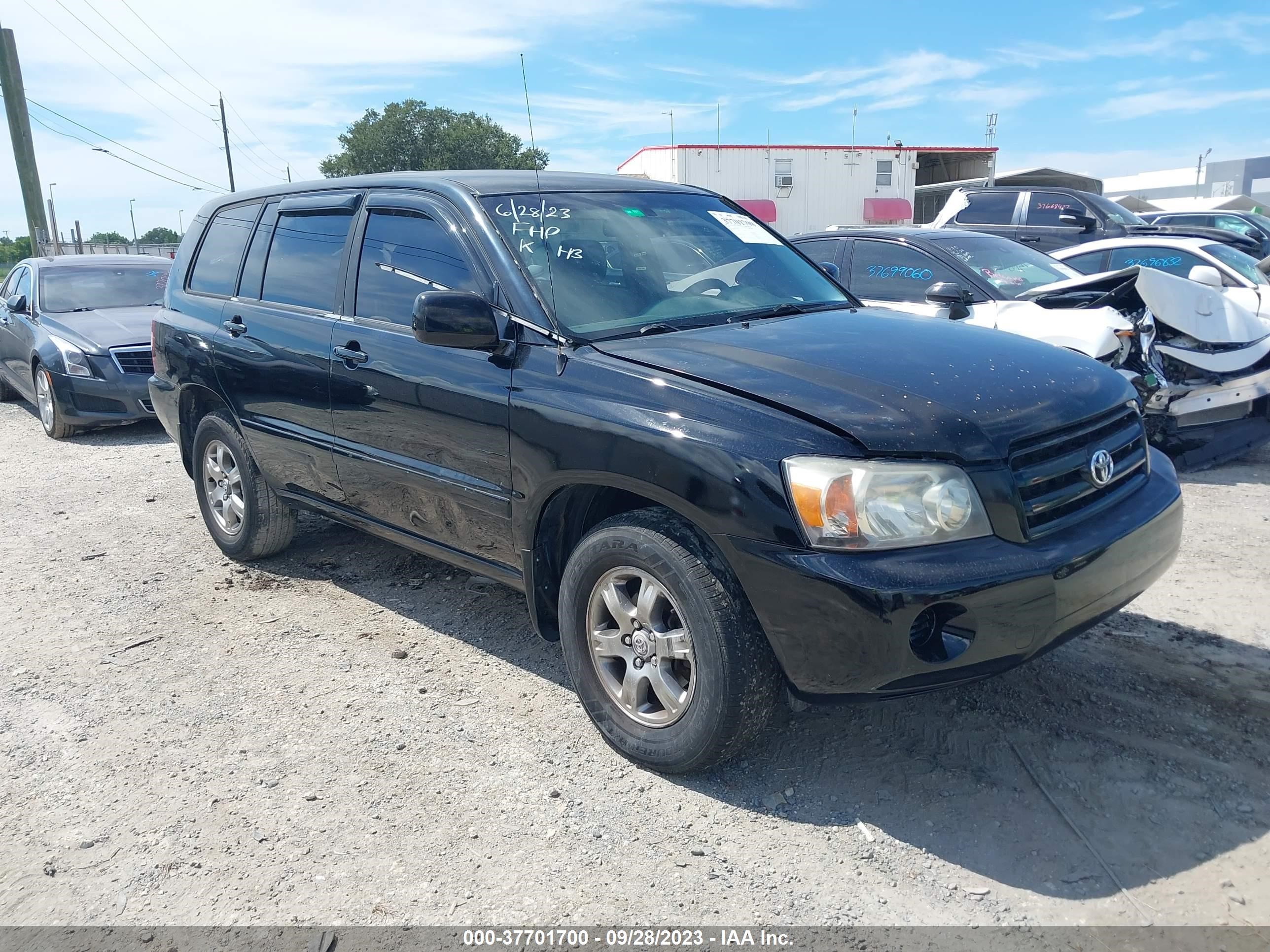 TOYOTA HIGHLANDER 2005 jtegd21a750125375