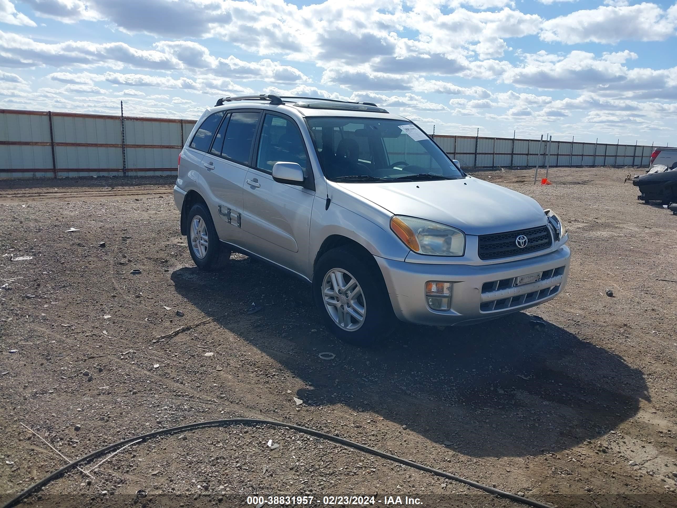 TOYOTA RAV 4 2003 jtegh20v130115849