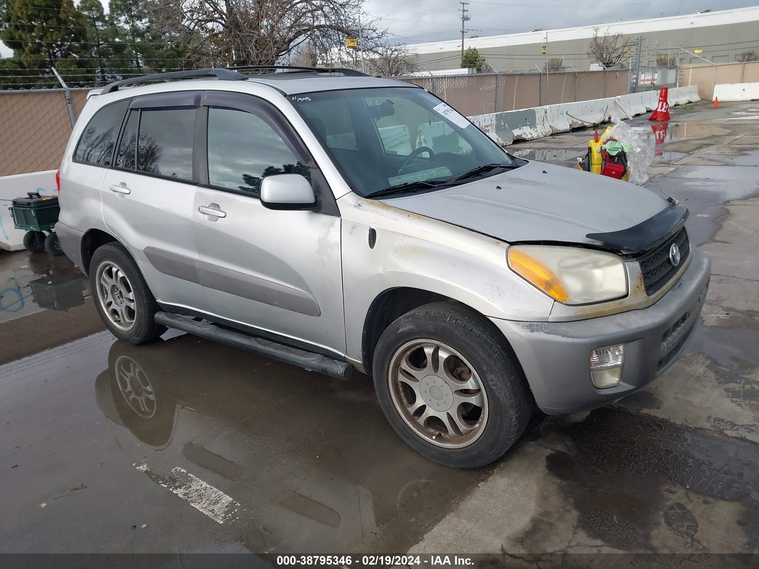 TOYOTA RAV 4 2001 jtegh20v210016423