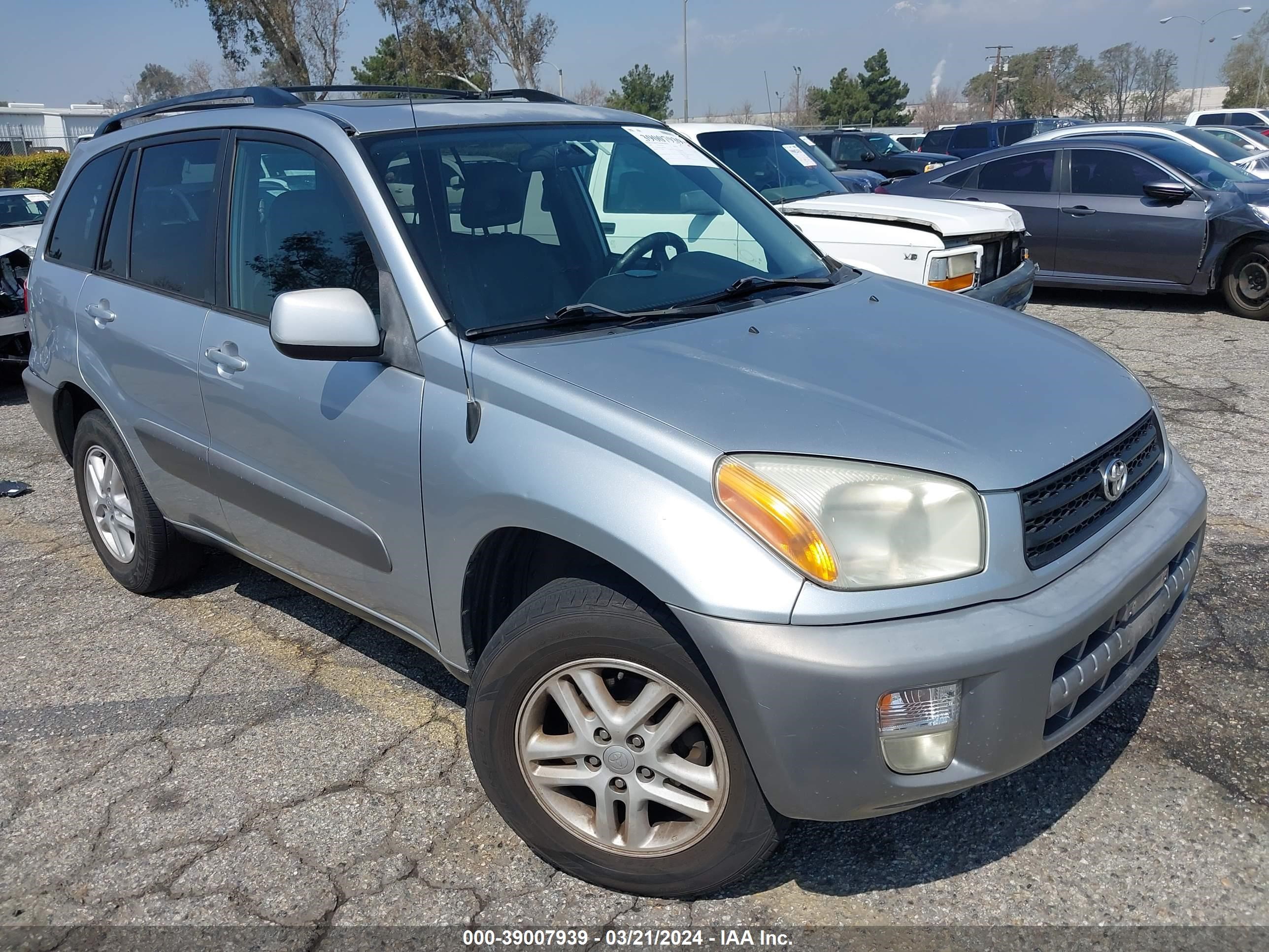 TOYOTA RAV 4 2001 jtegh20v710038160