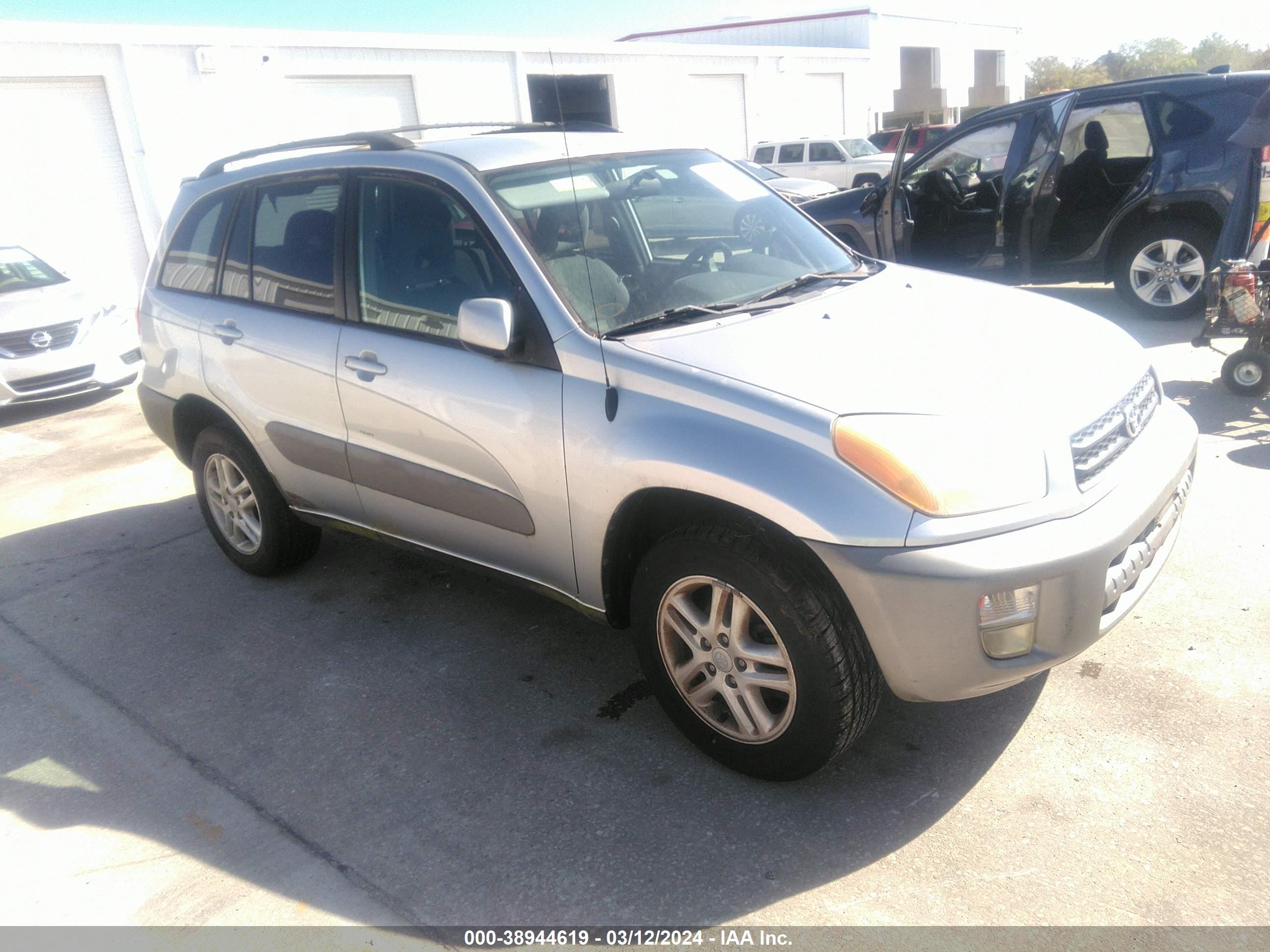 TOYOTA RAV 4 2001 jtegh20v910013065