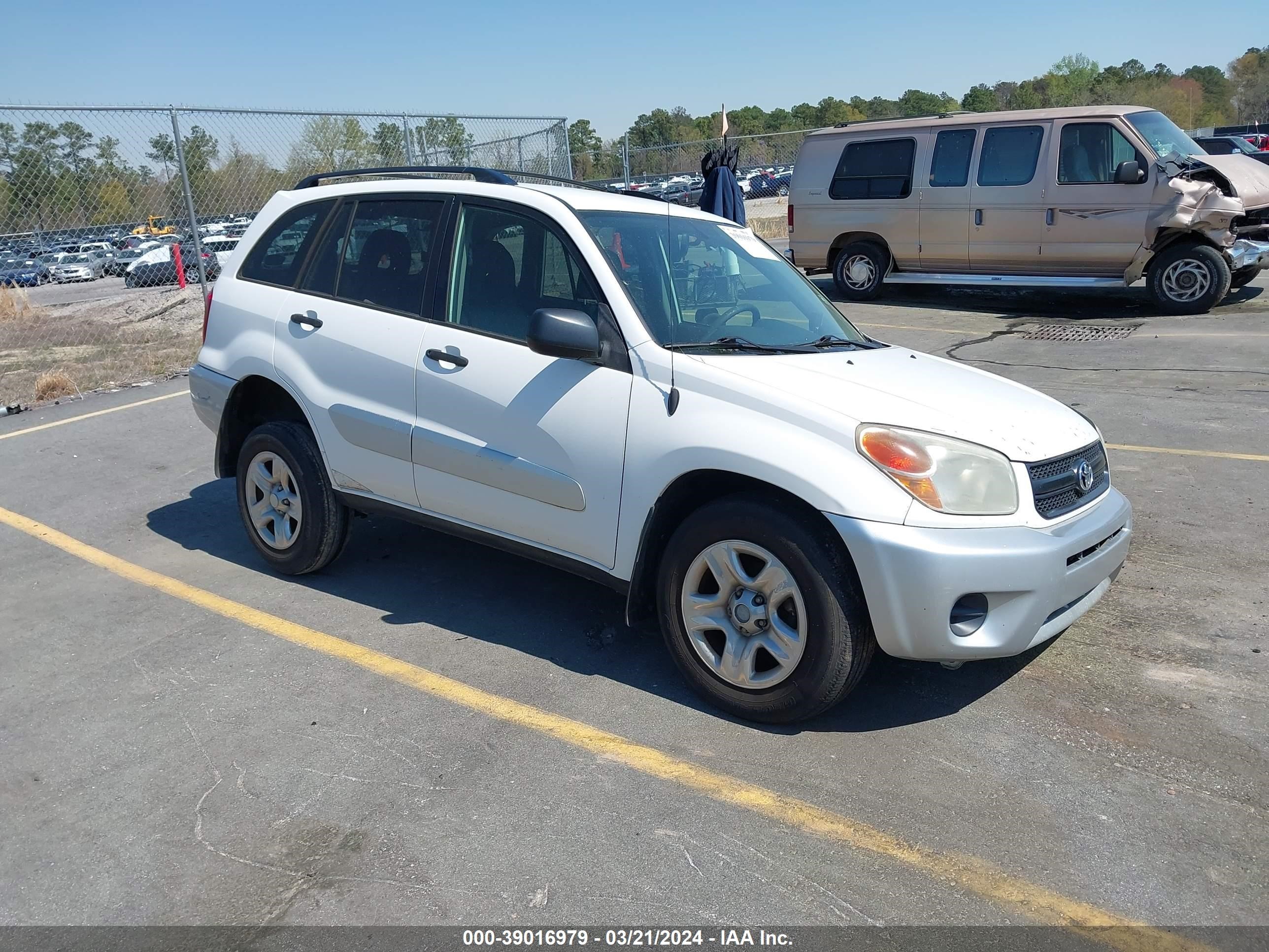 TOYOTA RAV 4 2005 jtehd20v050074424