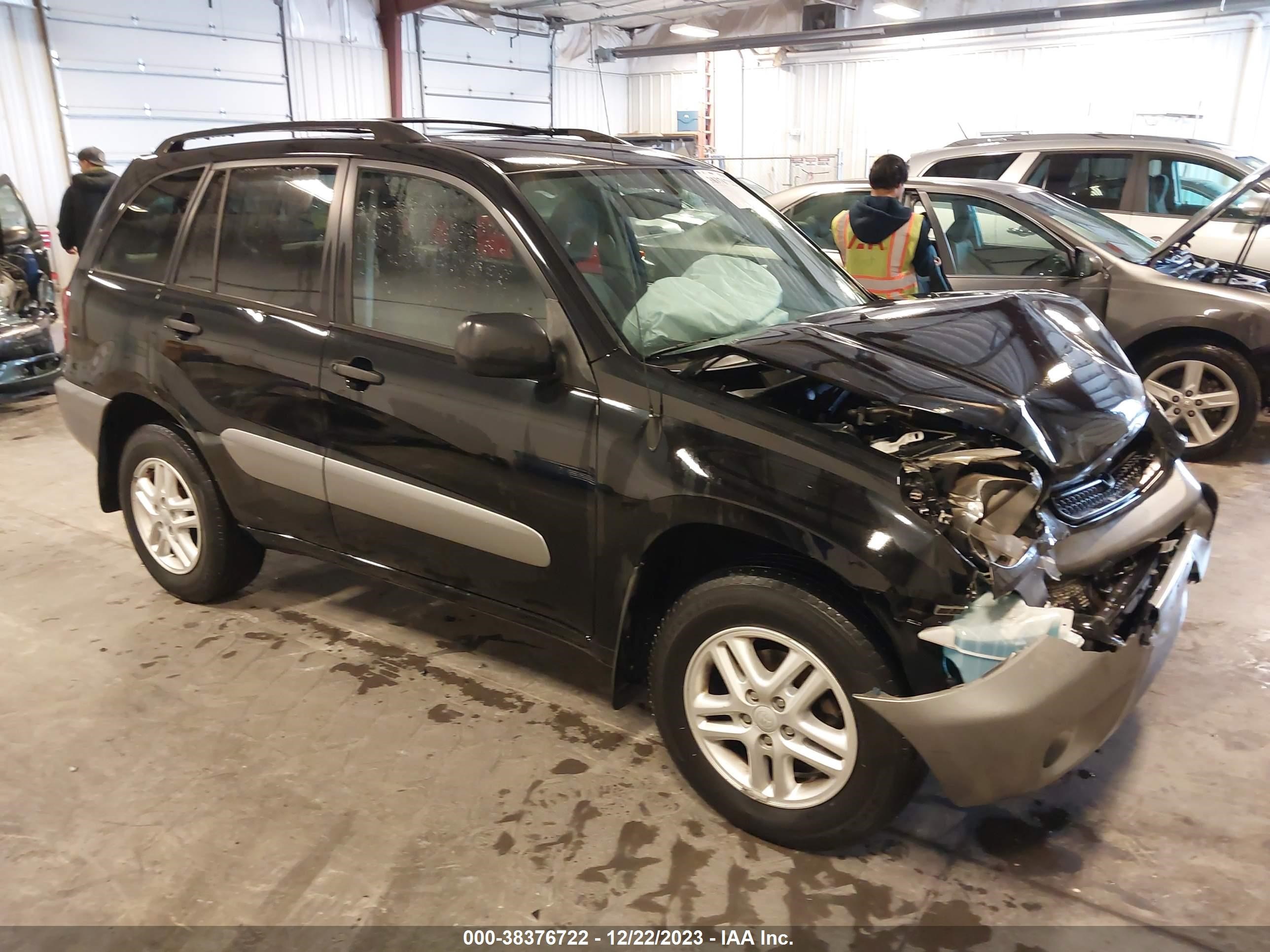 TOYOTA RAV 4 2005 jtehd20v056030565