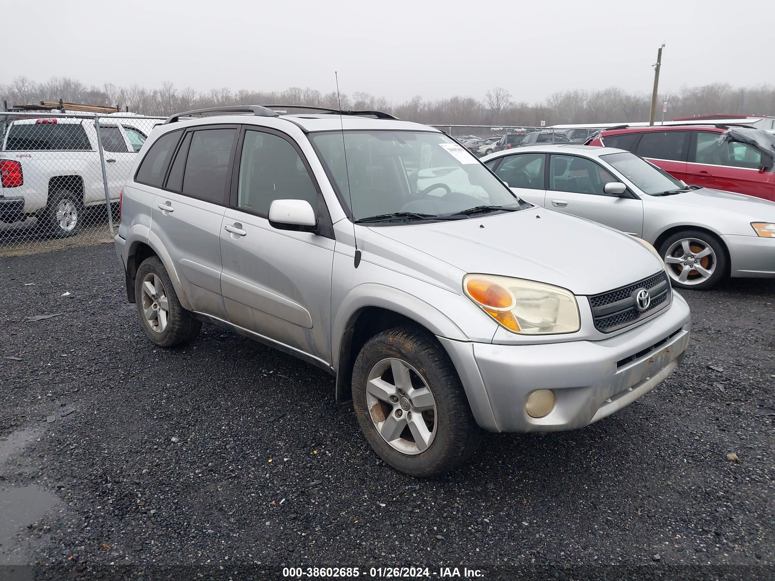 TOYOTA RAV 4 2005 jtehd20v350050067