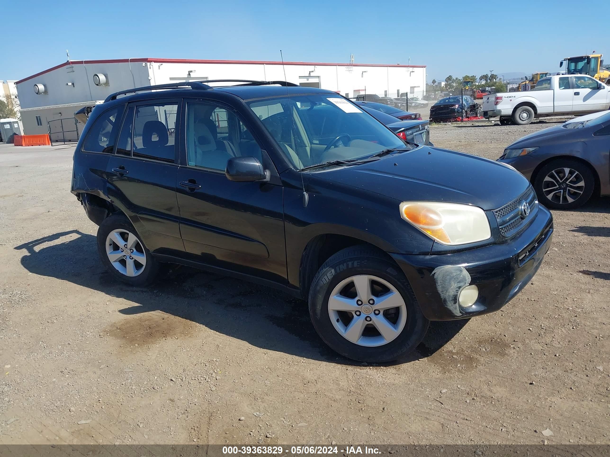 TOYOTA RAV 4 2005 jtehd20v456042119