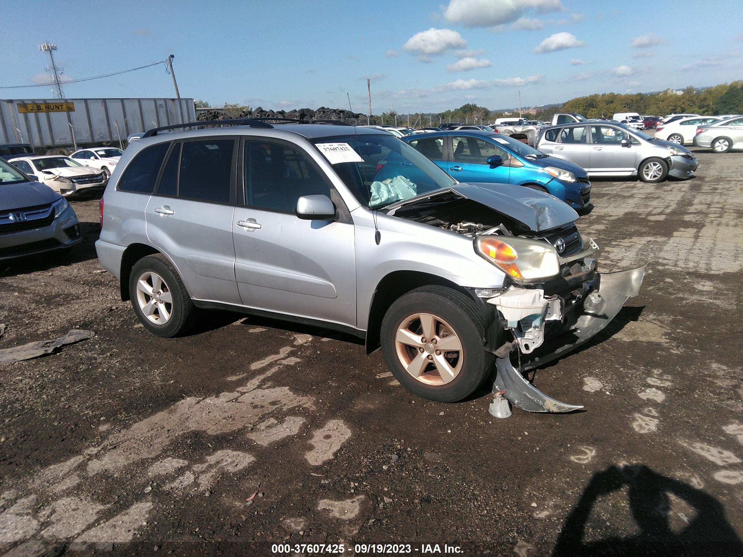 TOYOTA RAV 4 2005 jtehd20v456046848