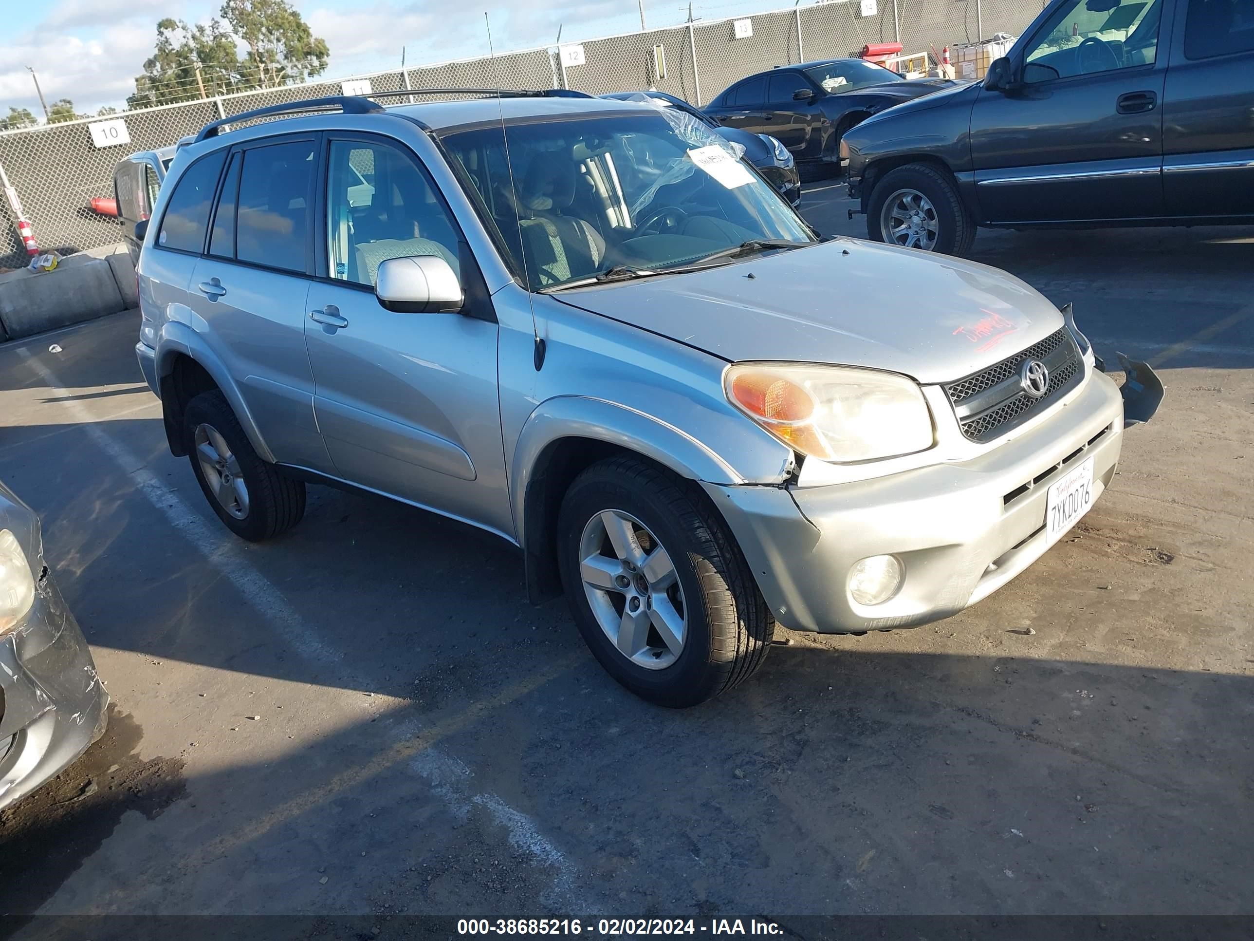 TOYOTA RAV 4 2004 jtehd20v546006213