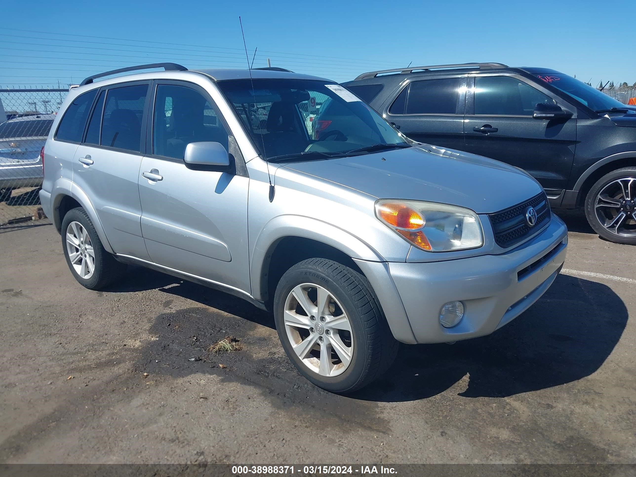 TOYOTA RAV 4 2004 jtehd20v640033150