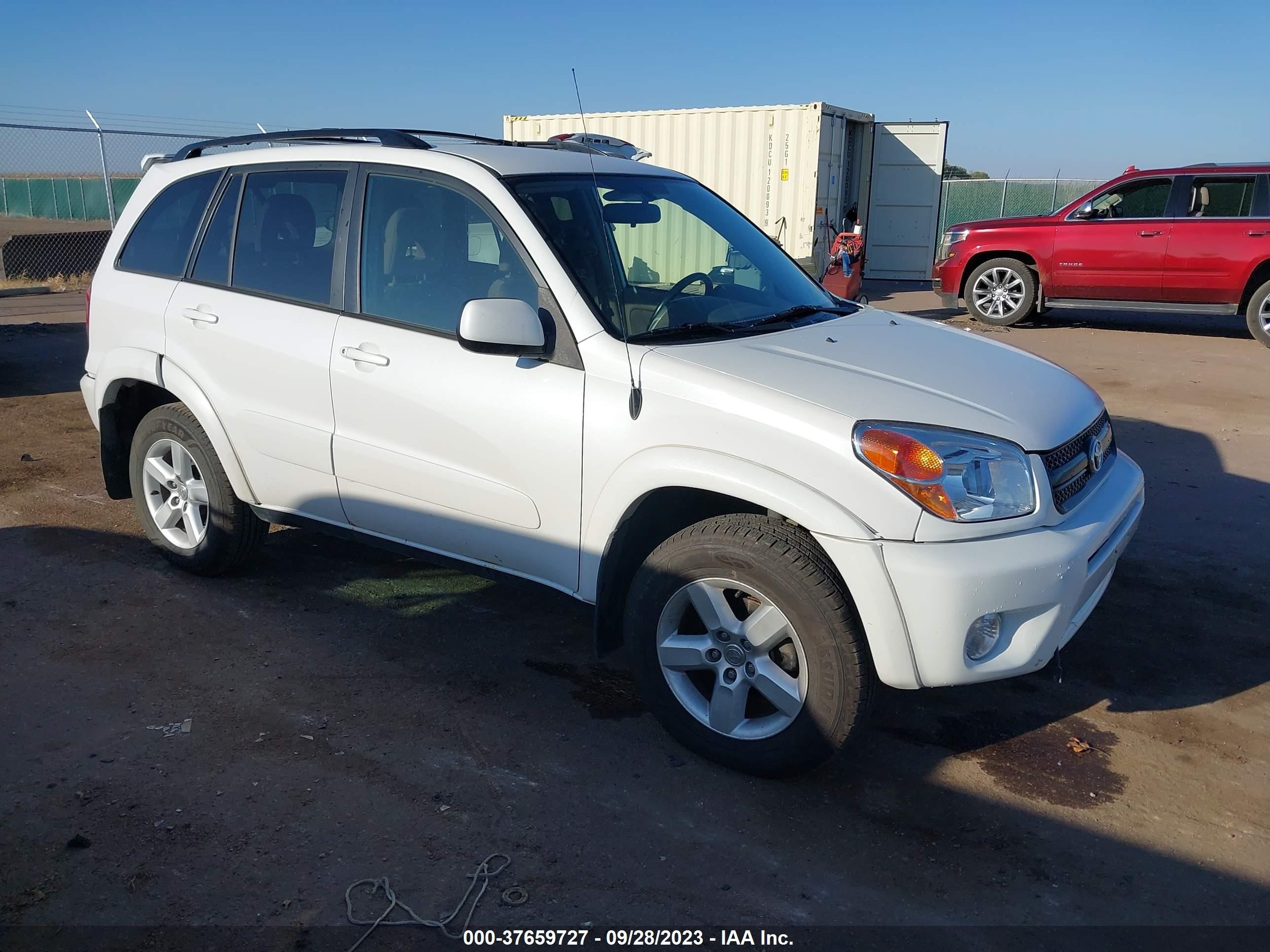 TOYOTA RAV 4 2005 jtehd20v750038374