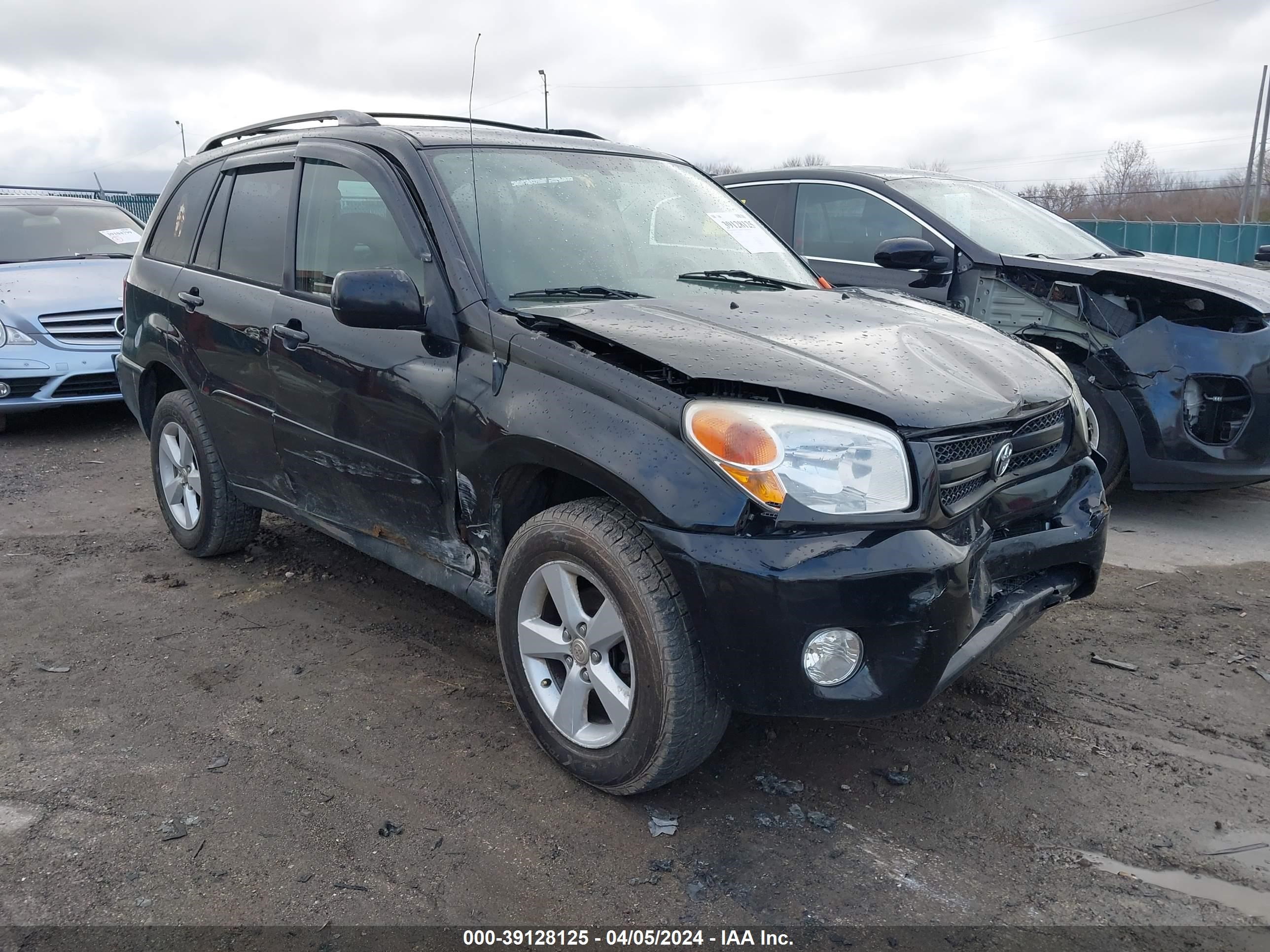 TOYOTA RAV 4 2004 jtehd20v840035238