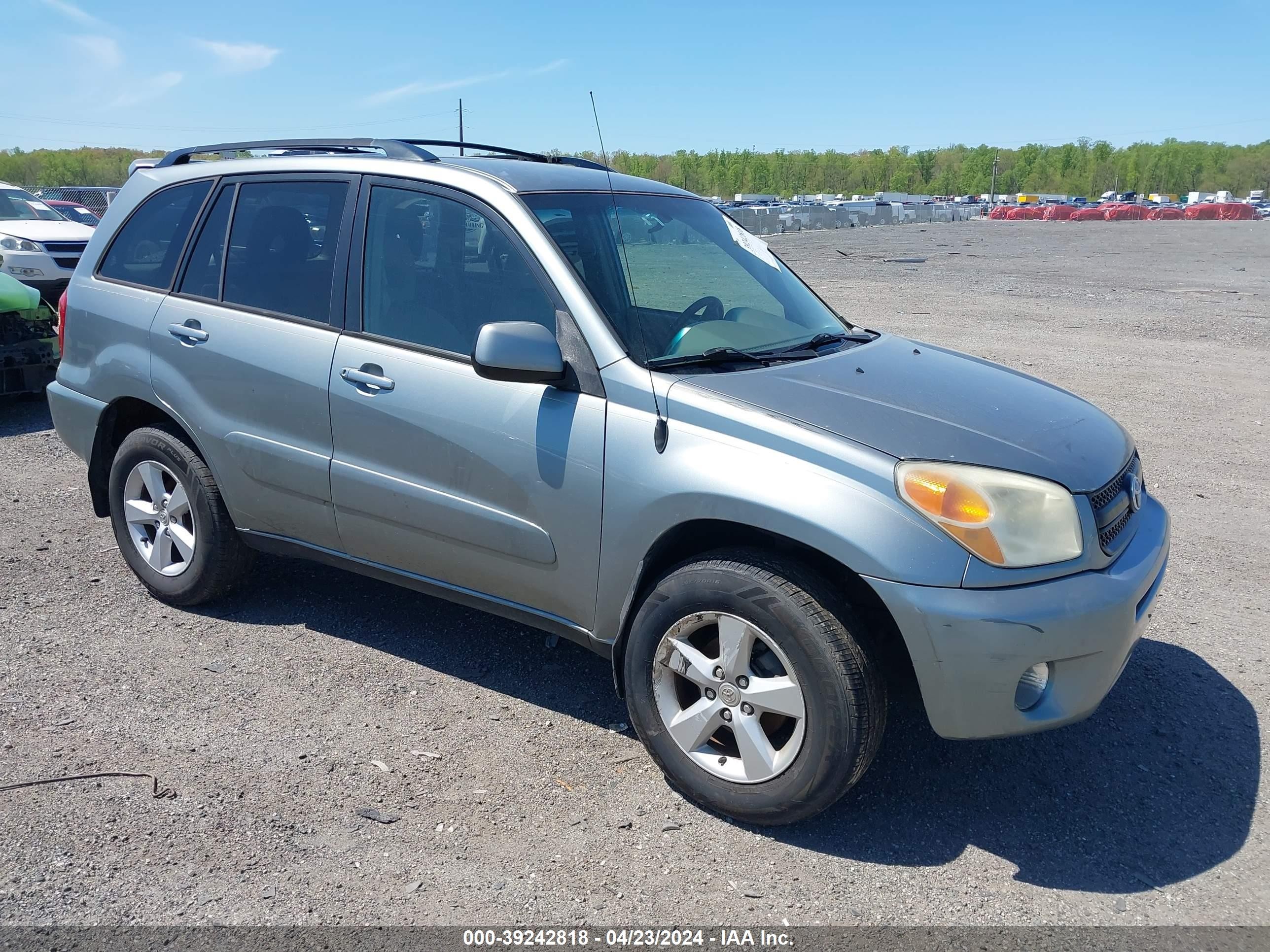 TOYOTA RAV 4 2005 jtehd20v850056172