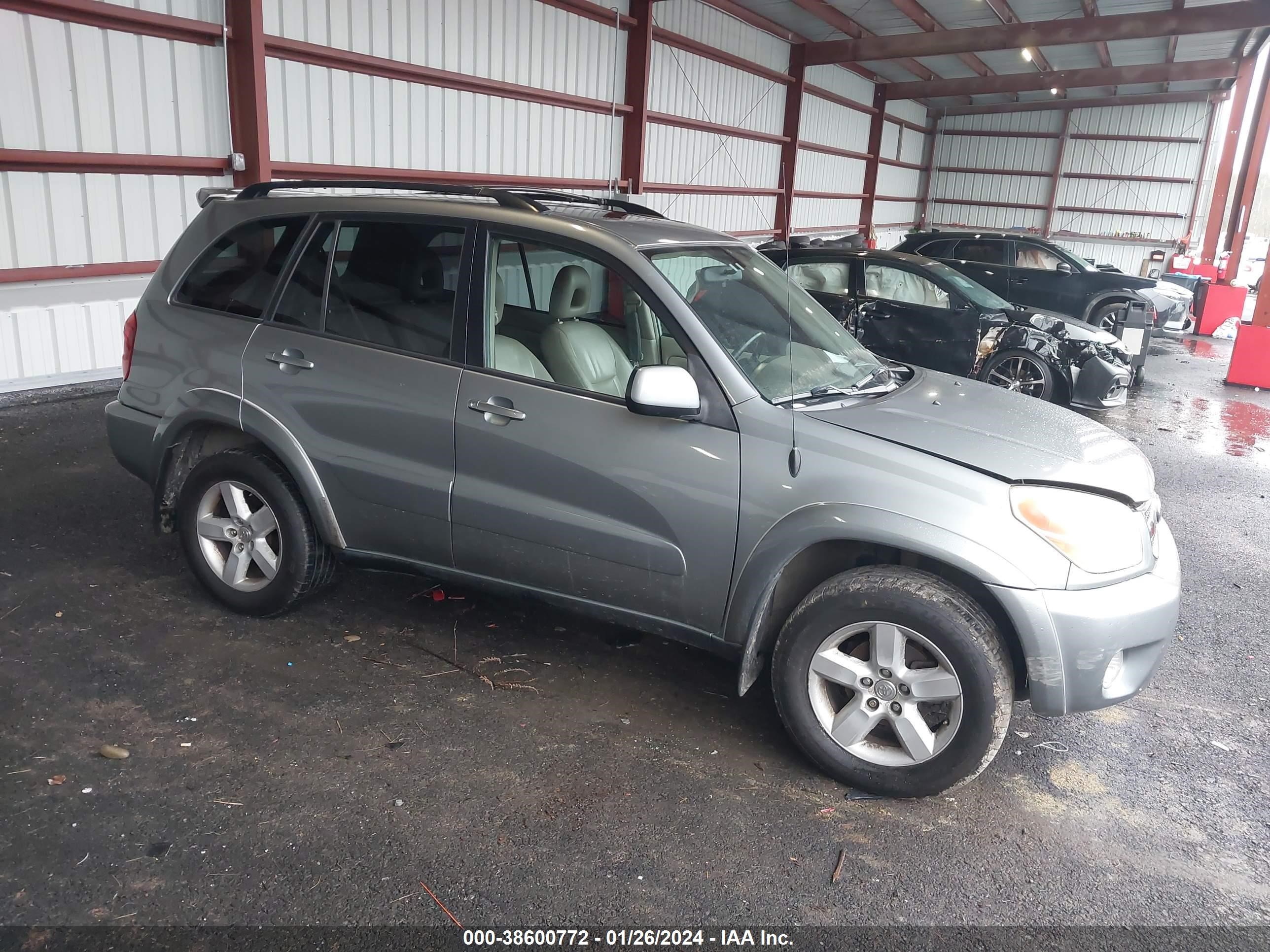 TOYOTA RAV 4 2005 jtehd20v850063137