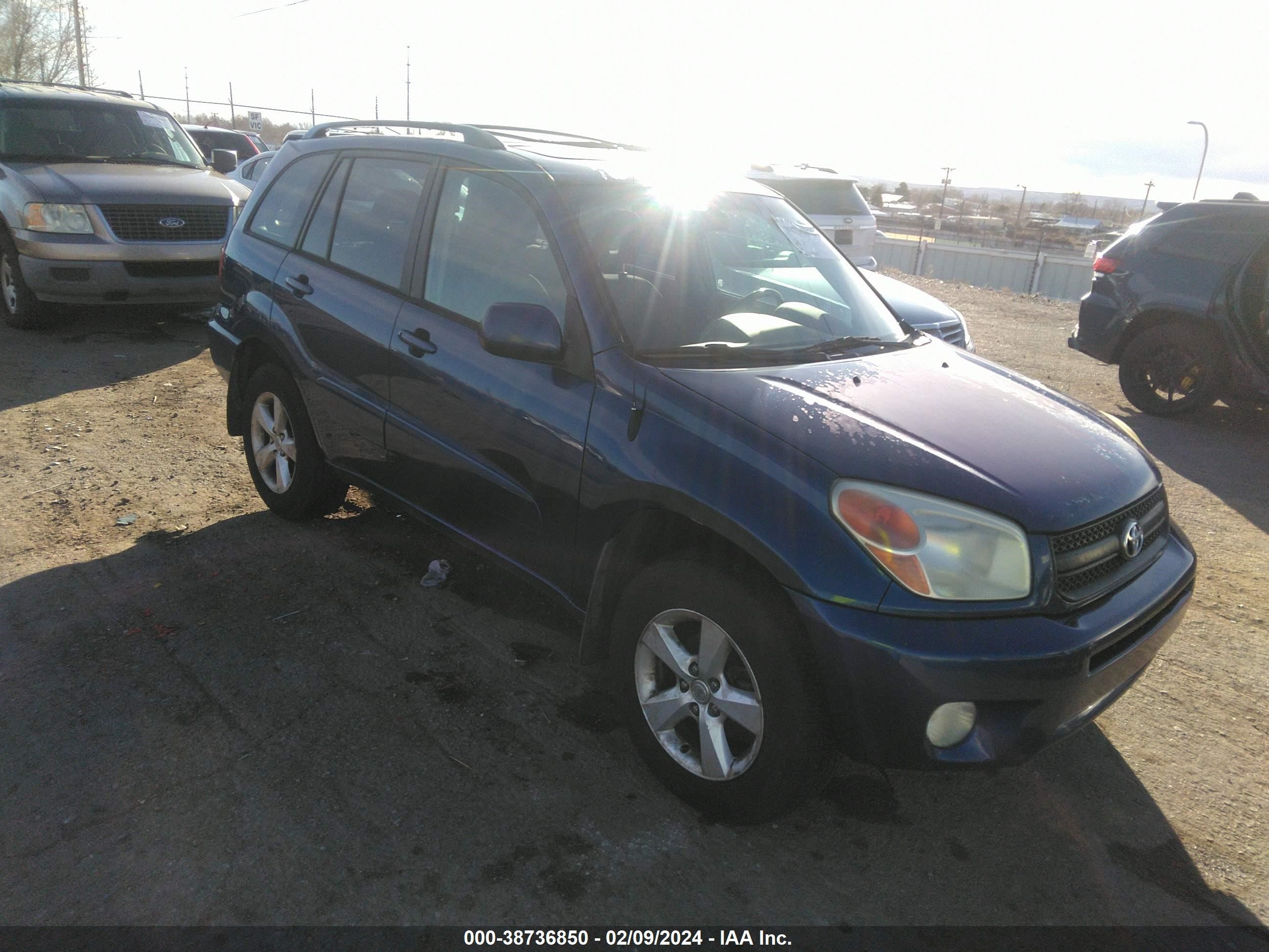 TOYOTA RAV 4 2005 jtehd20vx56042884