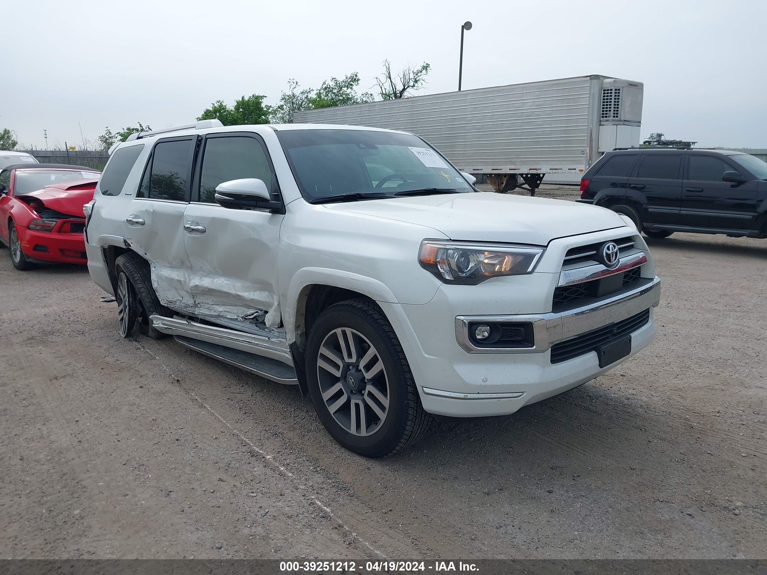 TOYOTA 4RUNNER 2024 jteku5jr3r6224165