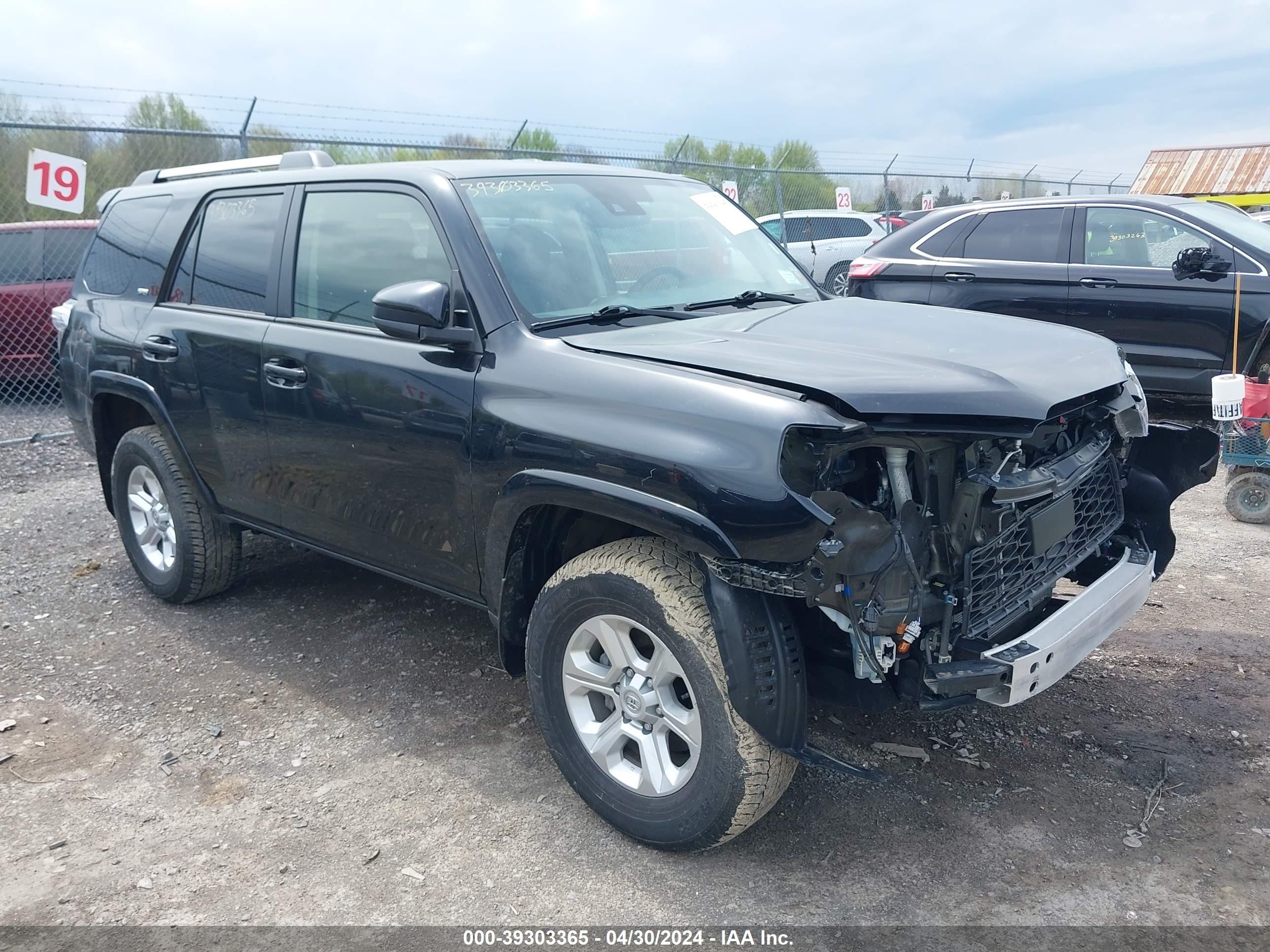 TOYOTA 4RUNNER 2023 jtemu5jr9p6135819