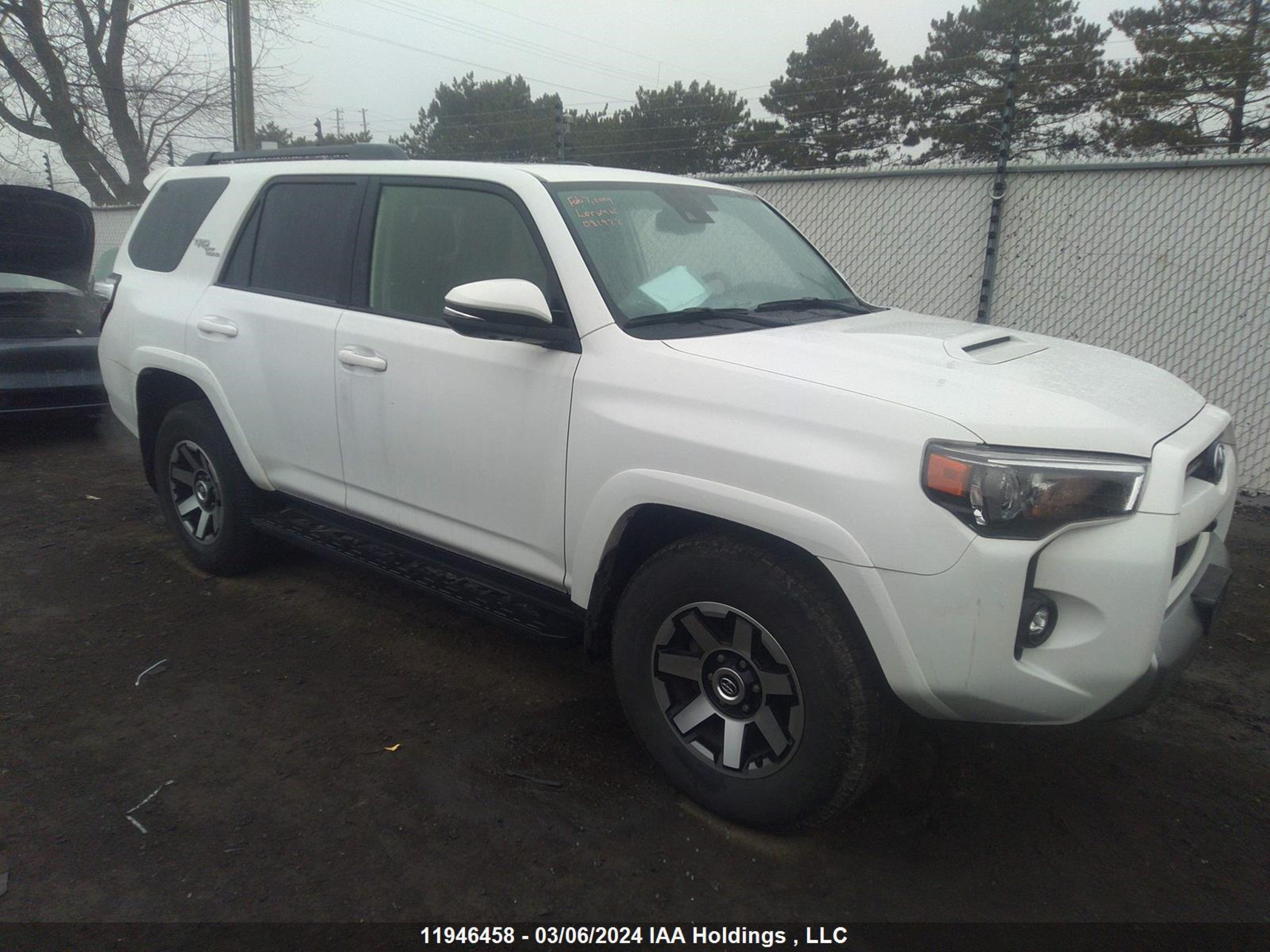 TOYOTA 4RUNNER 2022 jteru5jr2n6081928