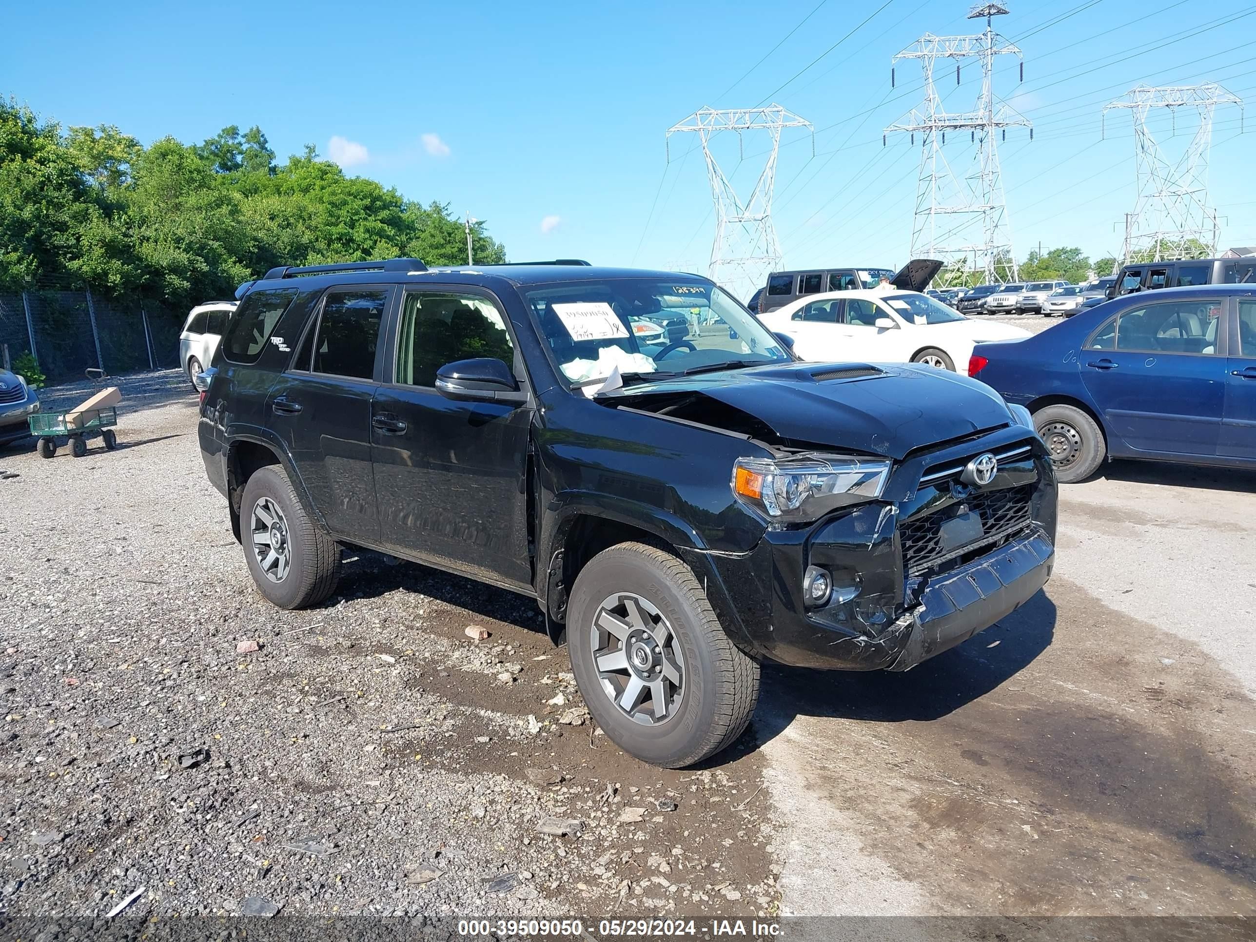 TOYOTA 4RUNNER 2023 jteru5jr3p6128399