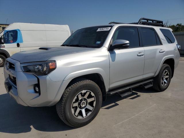 TOYOTA 4RUNNER SR 2022 jteru5jr9n6001850