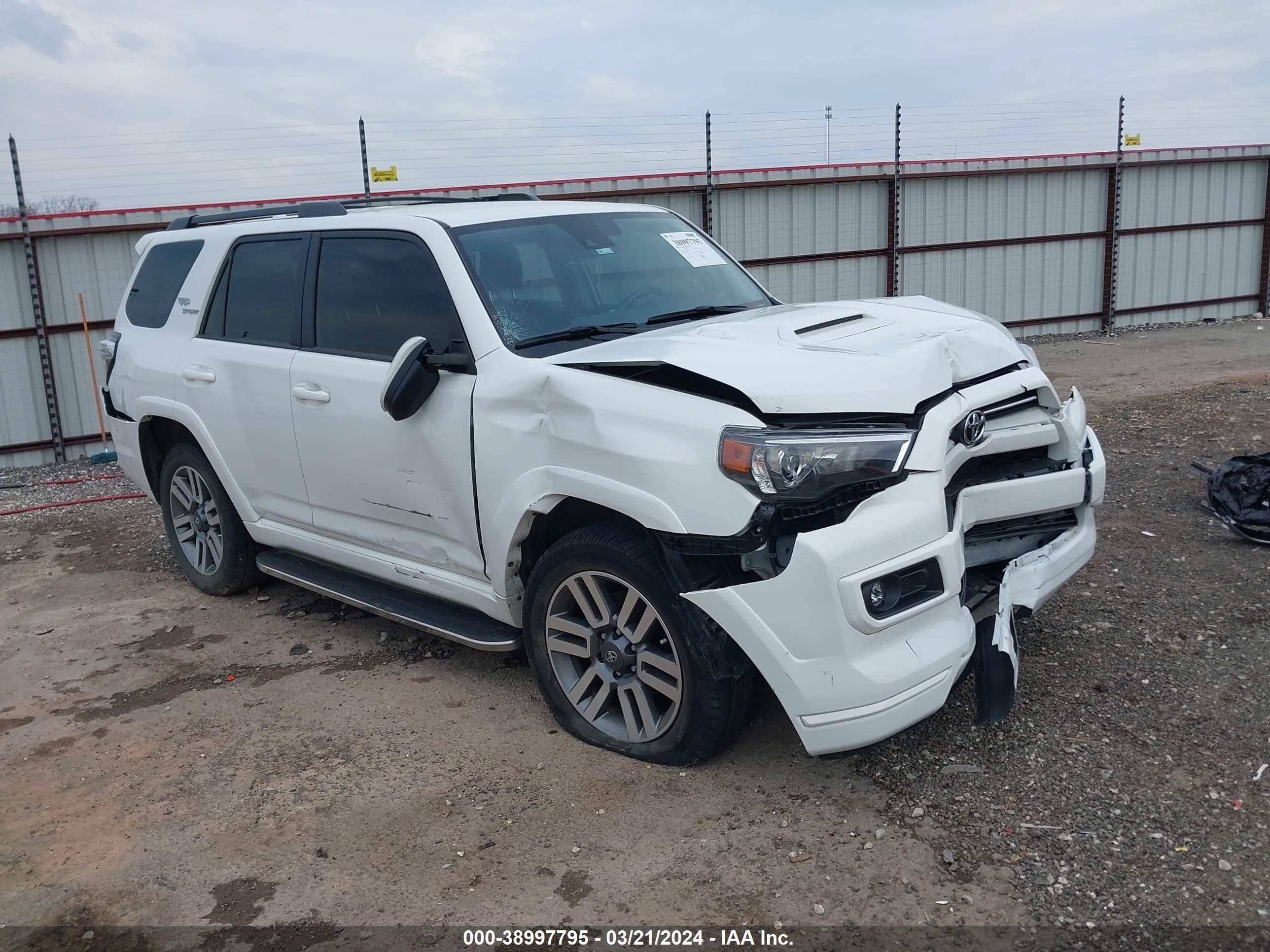 TOYOTA 4RUNNER 2023 jtesu5jr8p6104262