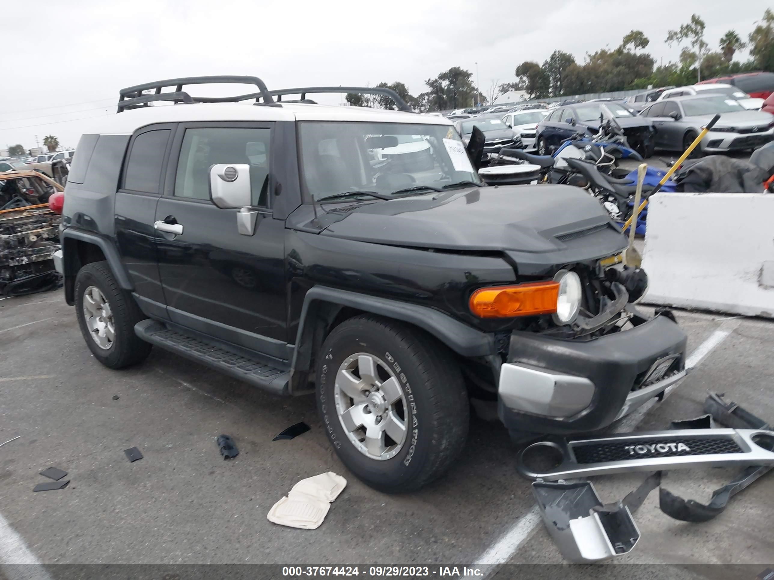 TOYOTA FJ CRUISER 2007 jtezu11f670002510