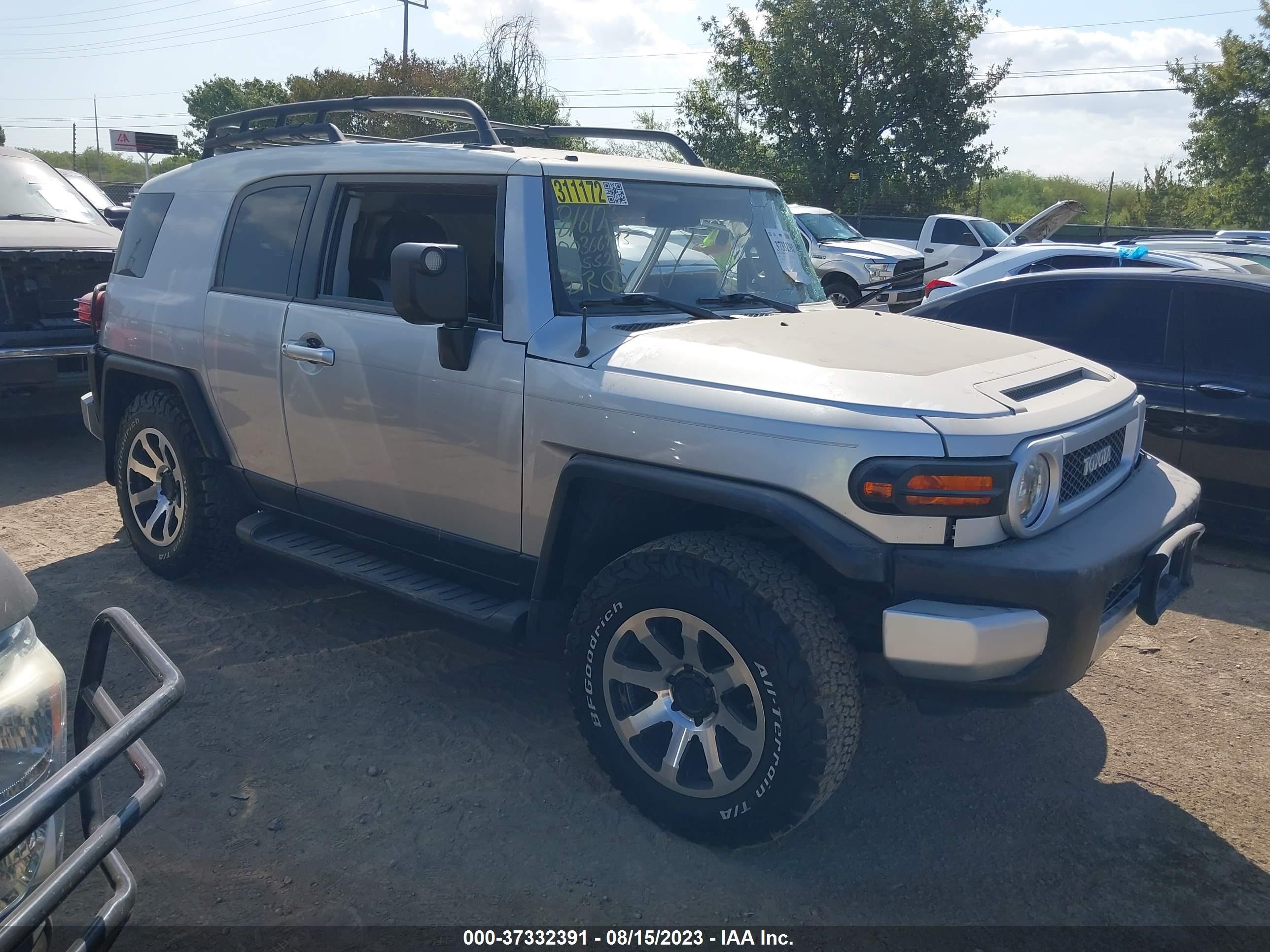 TOYOTA FJ CRUISER 2008 jtezu11f98k005522