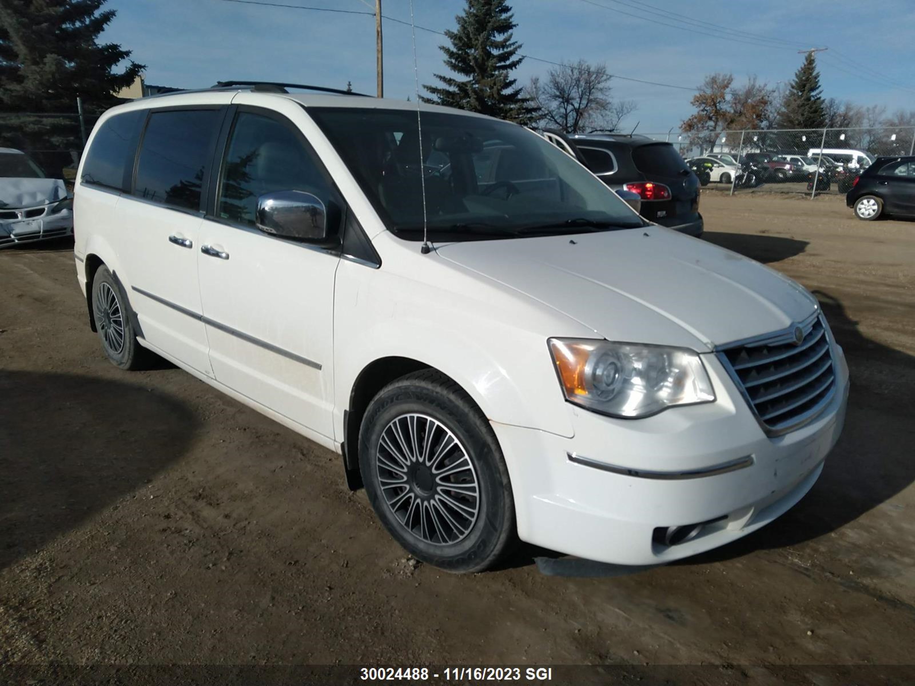 CHRYSLER TOWN & COUNTRY 2008 jtezu14r060070886