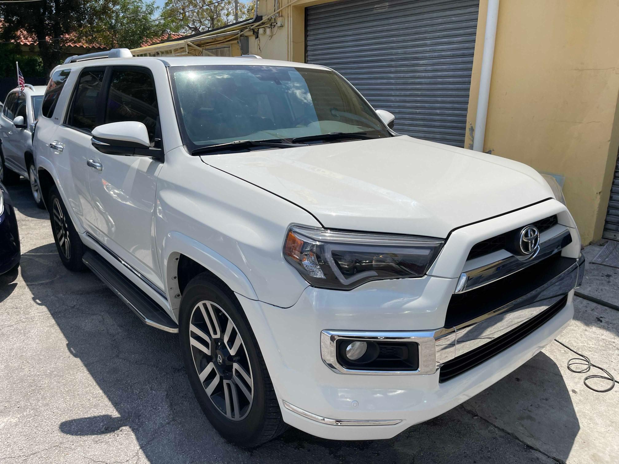 TOYOTA 4RUNNER SR 2018 jtezu5jr9j5179242