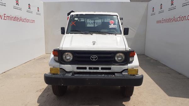 TOYOTA LAND CRUISER PICKUP 2006 jtflj71j568011085