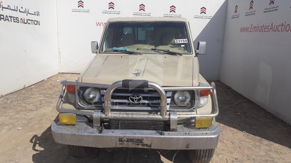 TOYOTA LAND CRUISER PICKUP 2001 jtflj73j016004661