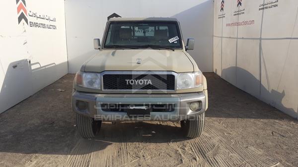 TOYOTA LAND CRUISER PICKUP 2017 jtflu73j5h7053835