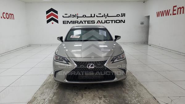 LEXUS ES 300 2019 jthb21b10k2012010