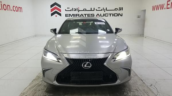 LEXUS ES 300H 2019 jthb21b14k2018120