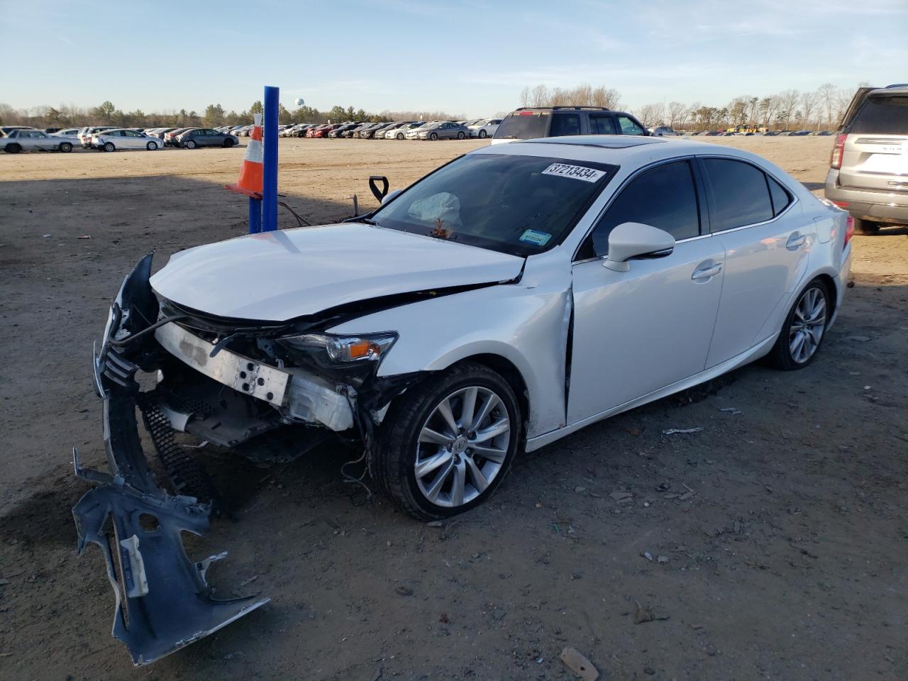 LEXUS IS 2016 jthba1d28g5015848