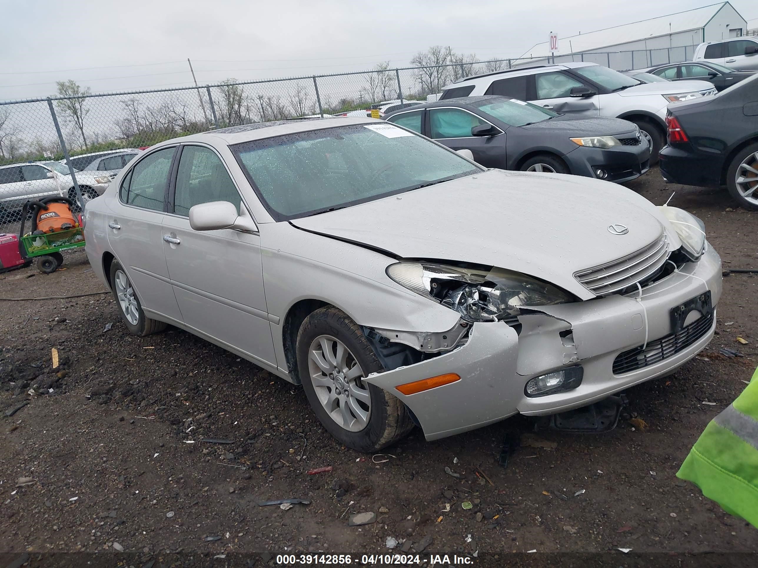 LEXUS ES 2004 jthba30g045008742