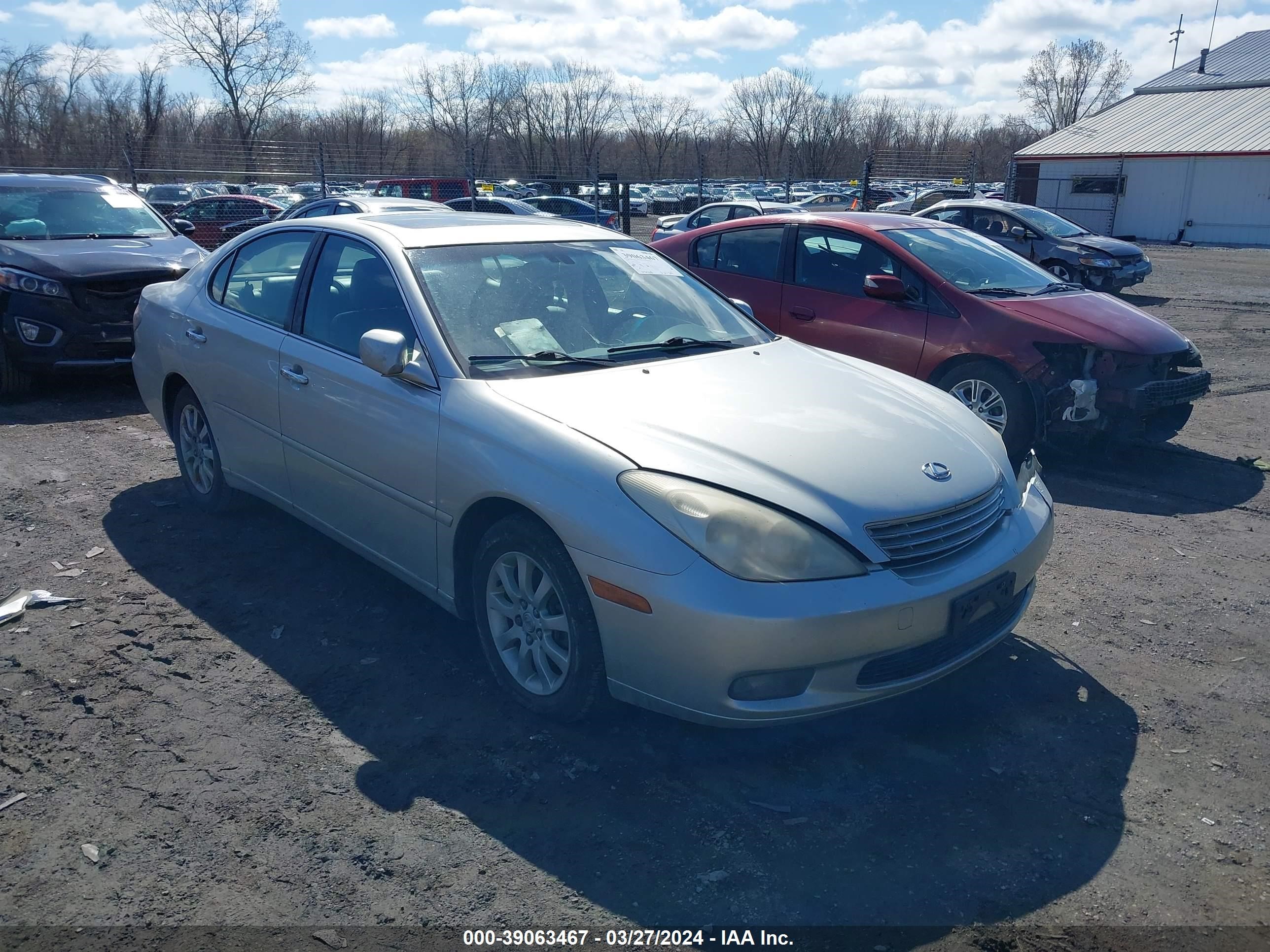 LEXUS ES 2004 jthba30g845036823