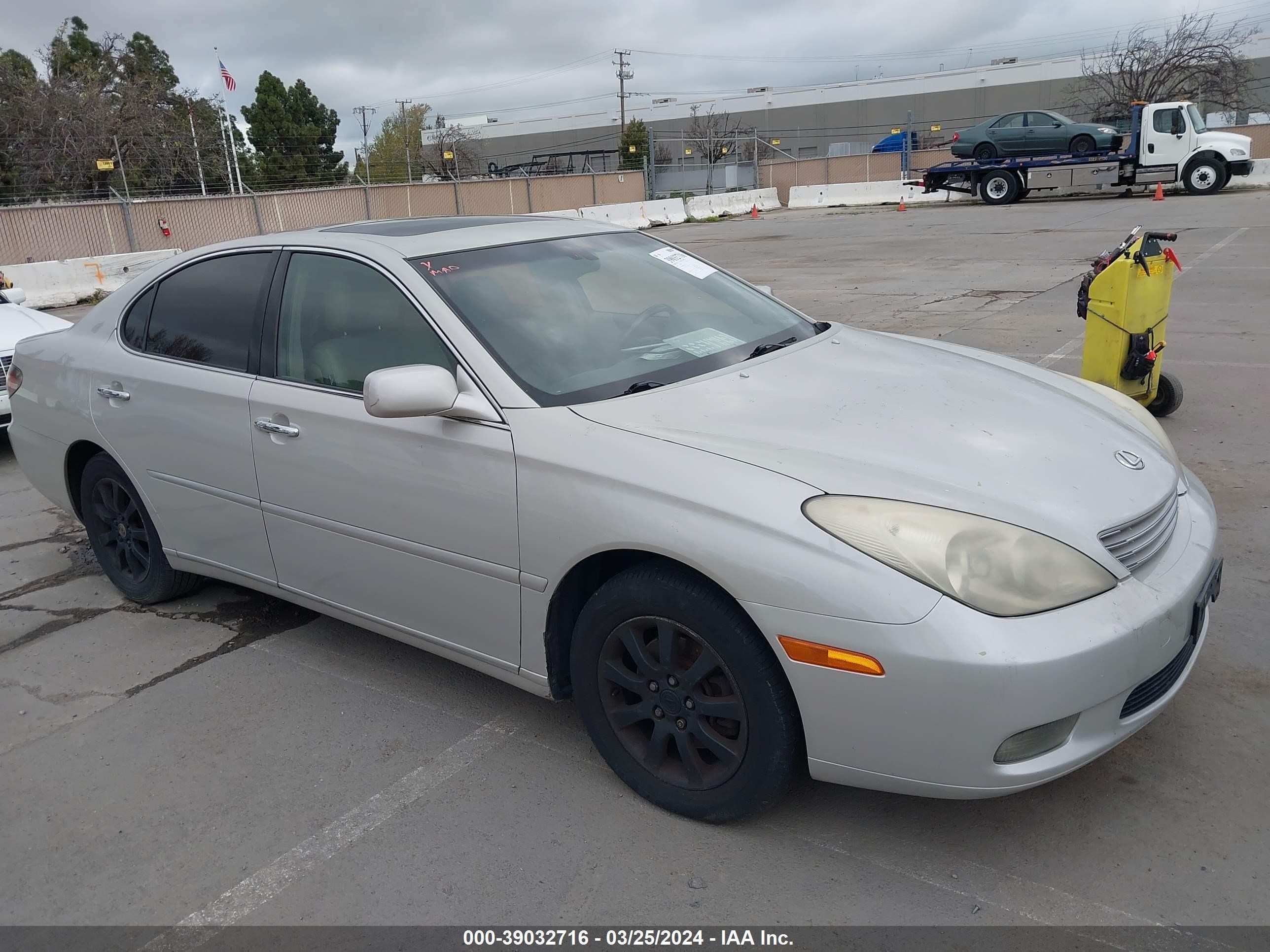 LEXUS ES 2004 jthba30g945014247