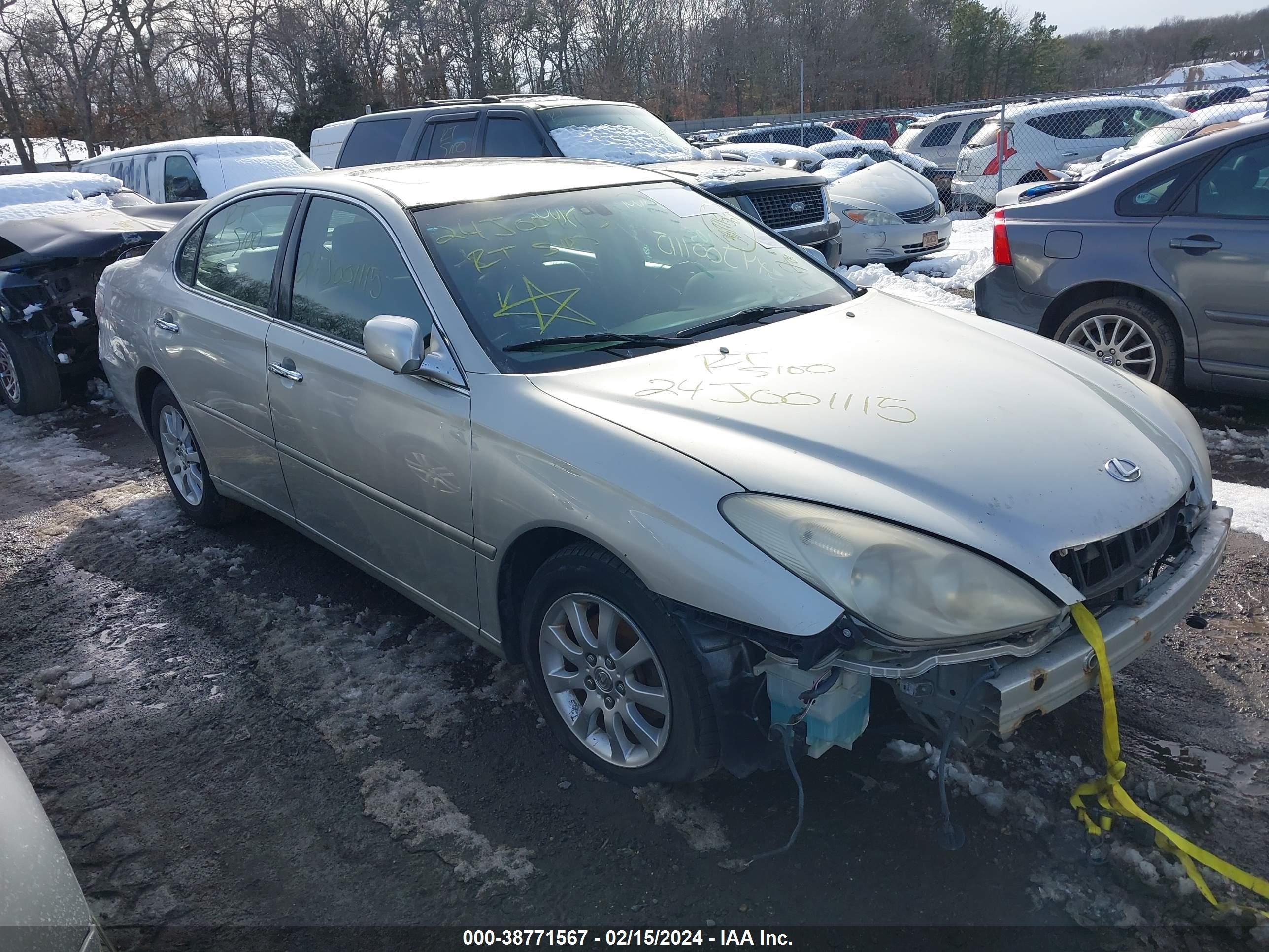 LEXUS ES 2004 jthba30g945038922