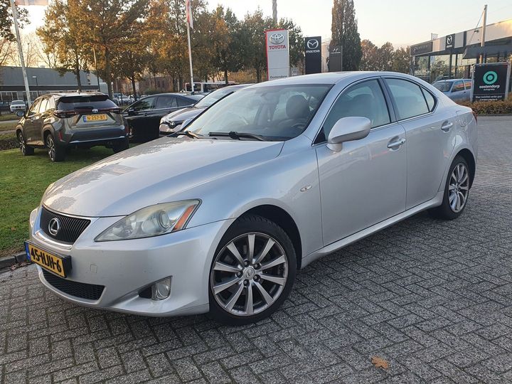 LEXUS IS 2009 jthbb262x02028074