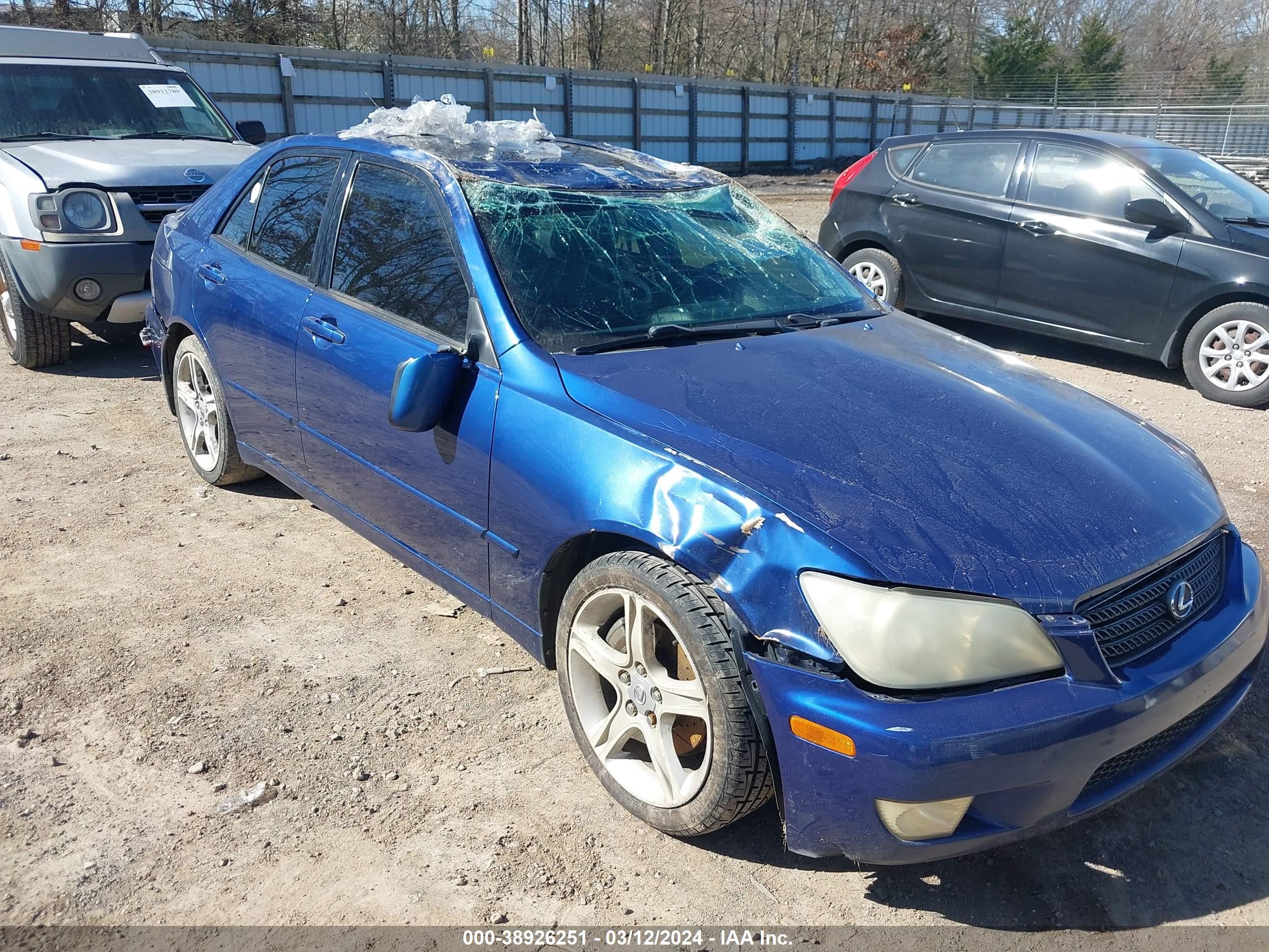 LEXUS IS 2002 jthbd192120062290