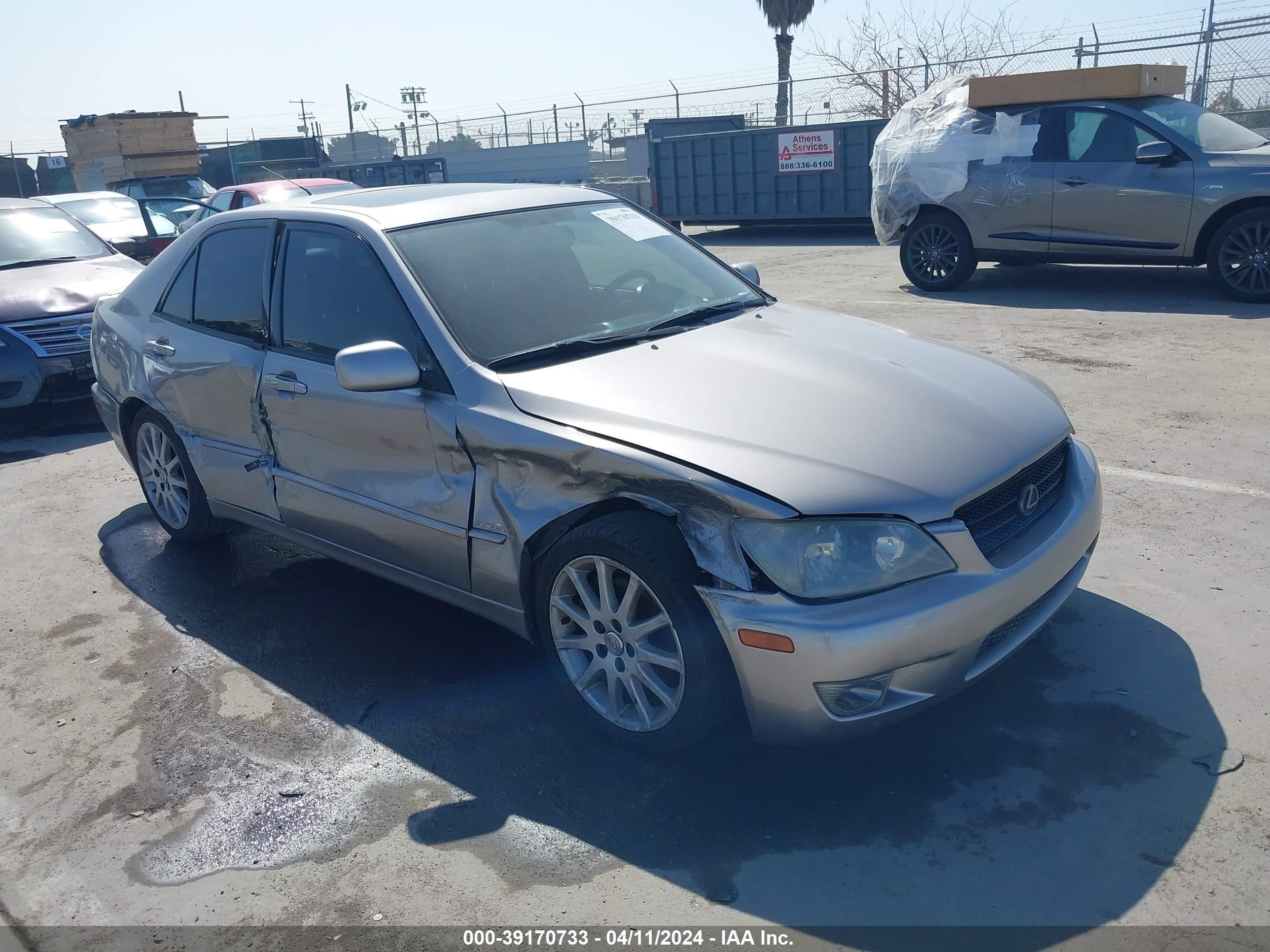 LEXUS IS 2003 jthbd192130073422