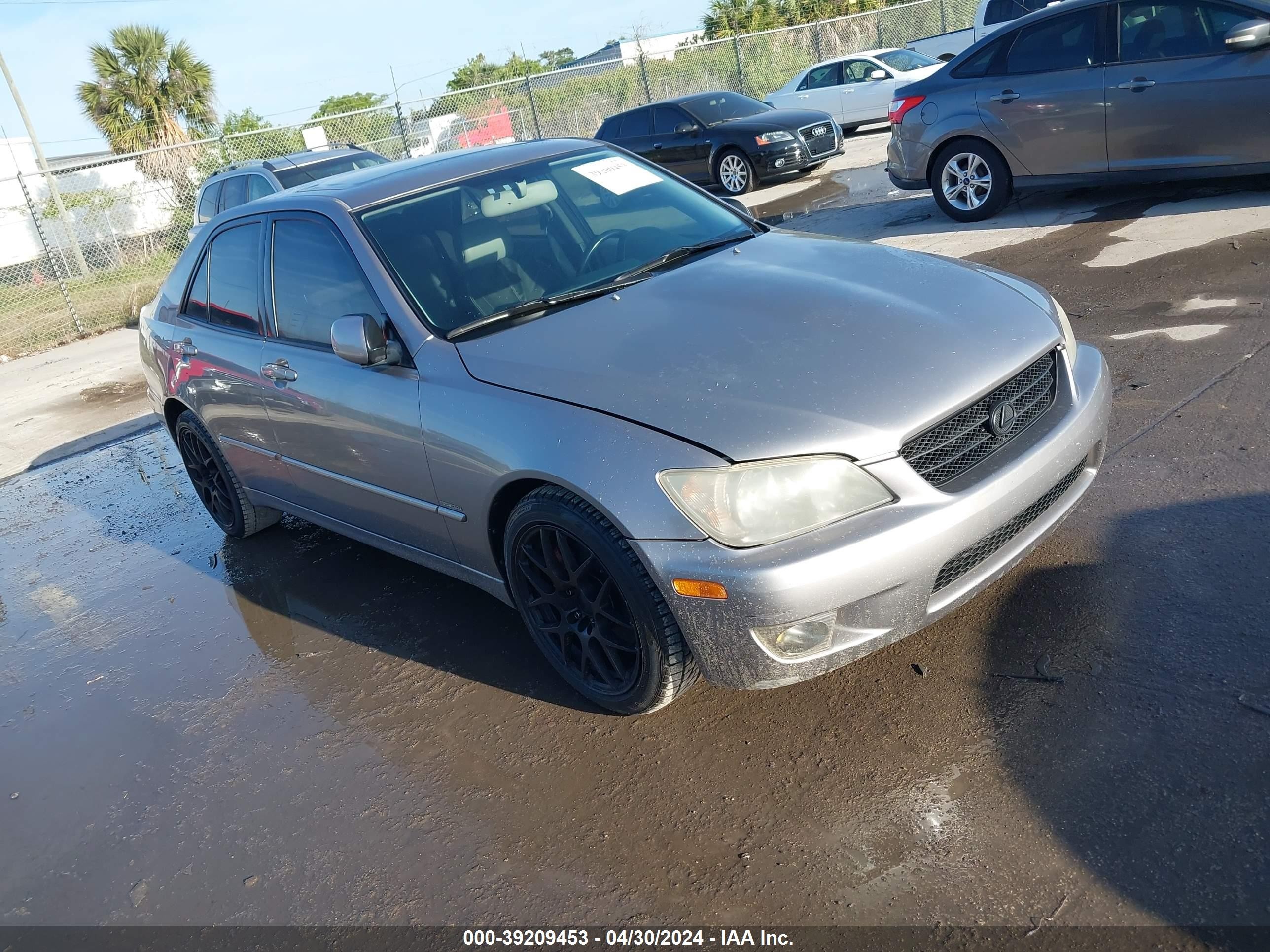 LEXUS IS 2003 jthbd192230078306