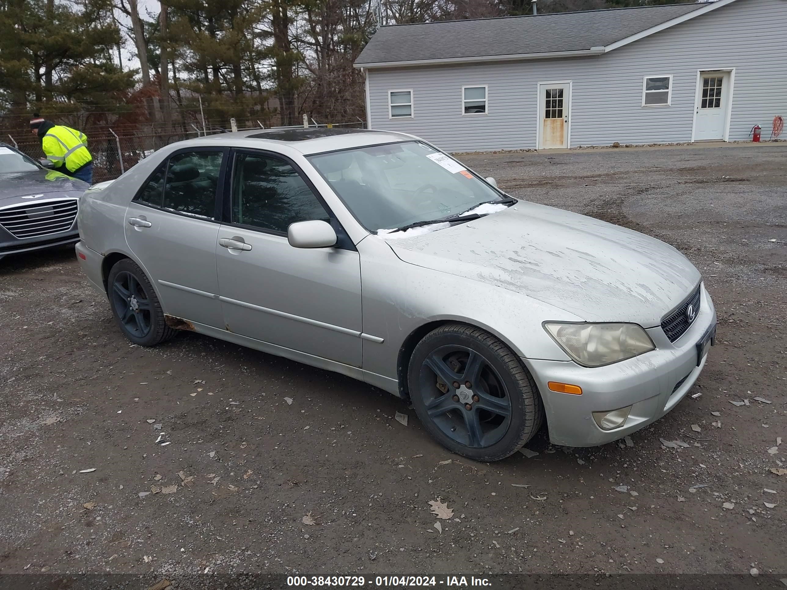 LEXUS IS 2003 jthbd192330077472