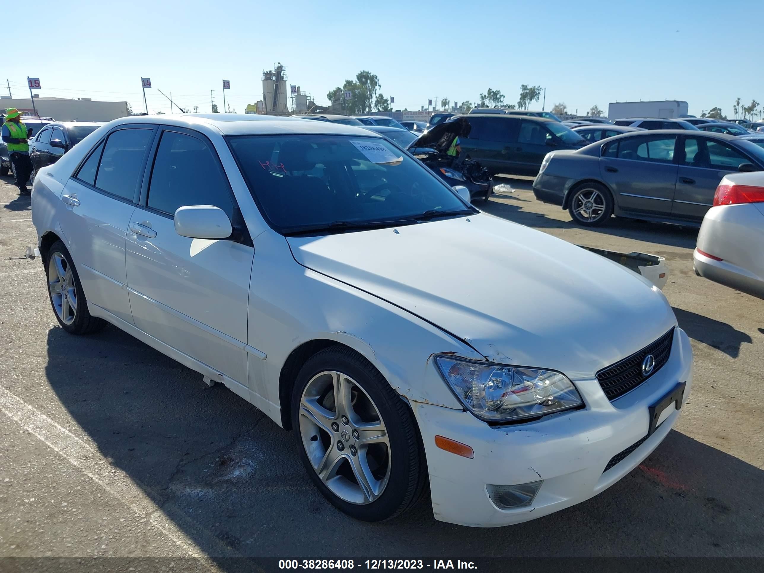 LEXUS IS 2004 jthbd192340085878