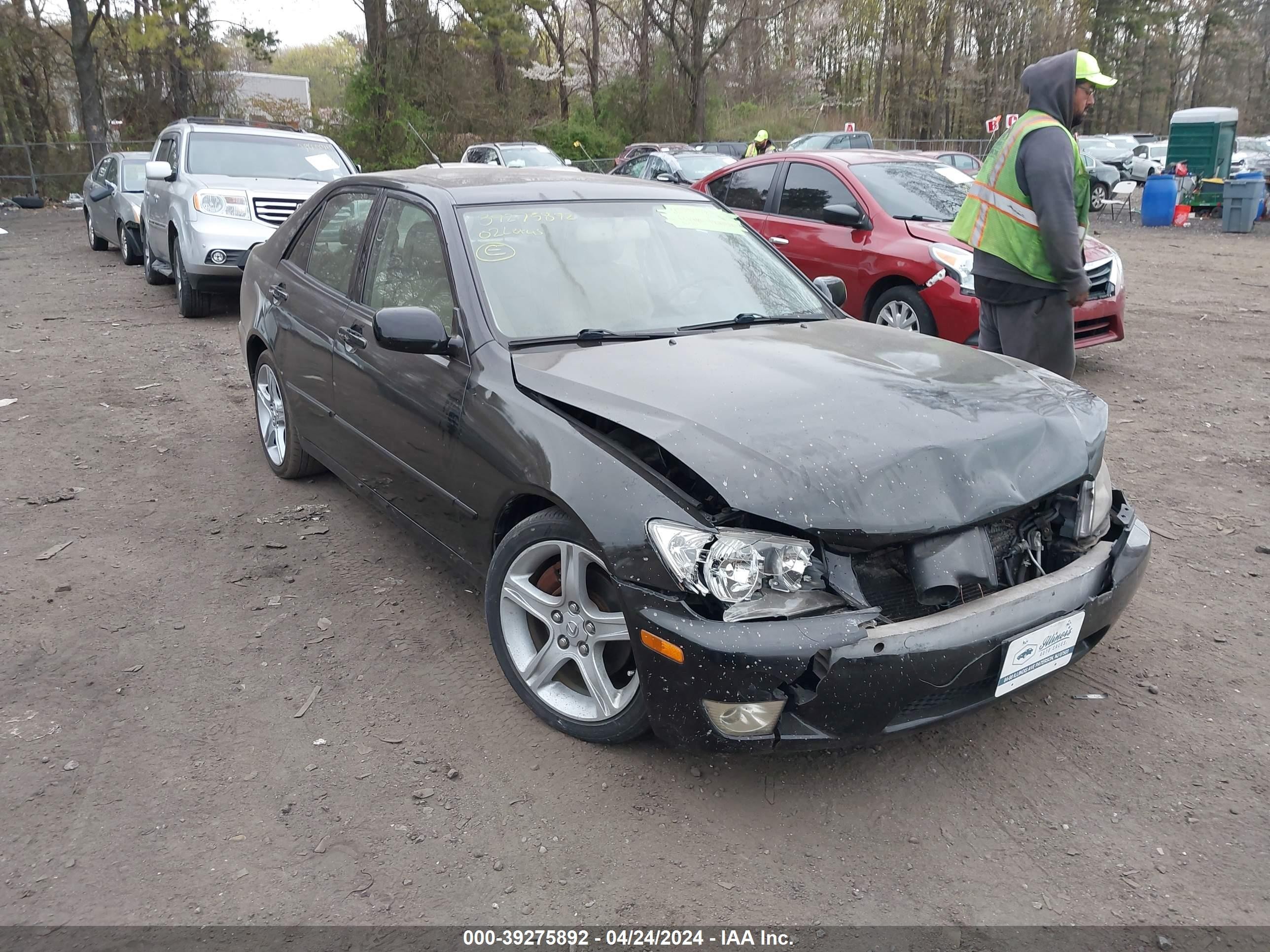 LEXUS IS 2002 jthbd192720049379