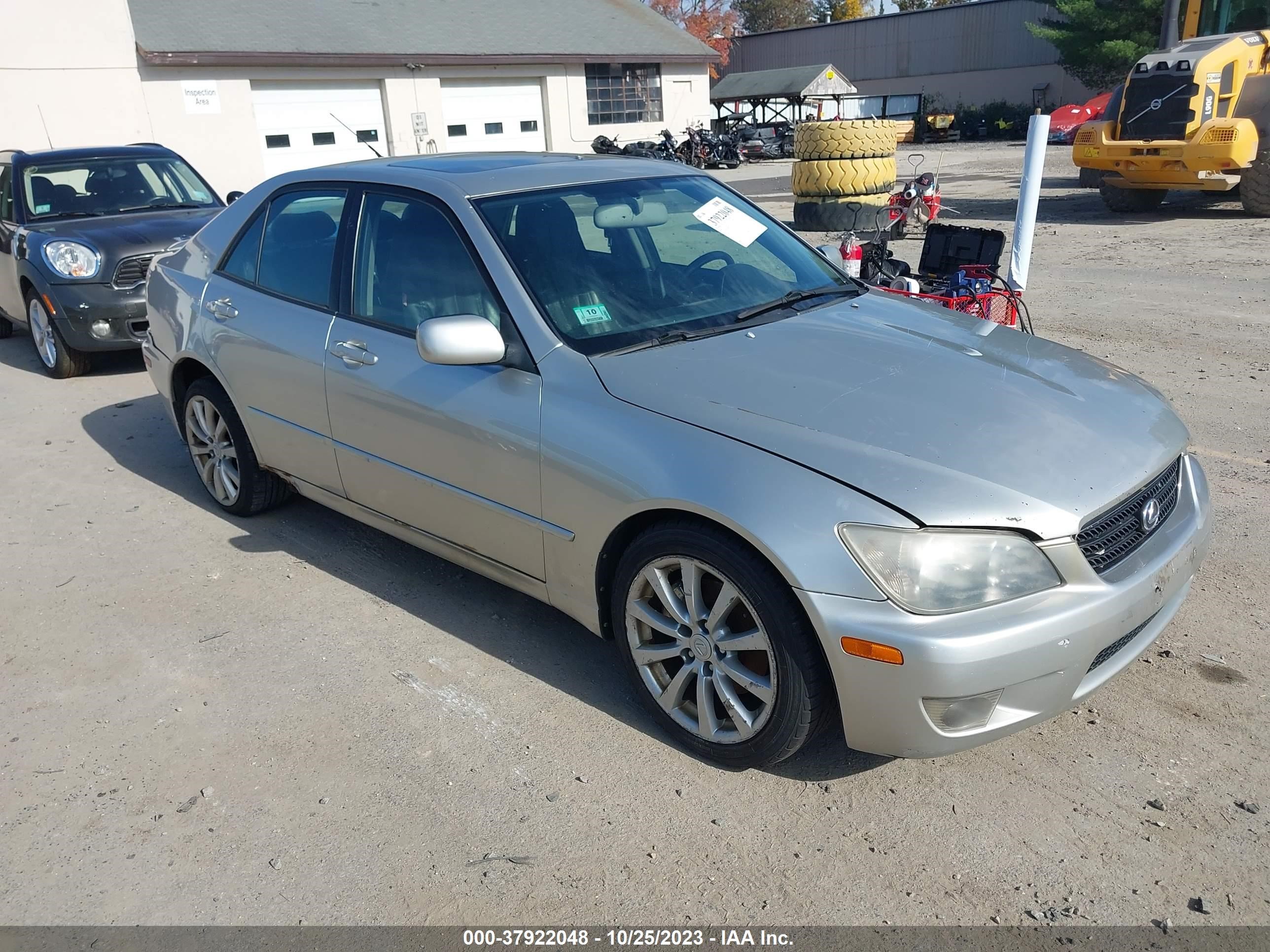 LEXUS IS 2004 jthbd192840084001